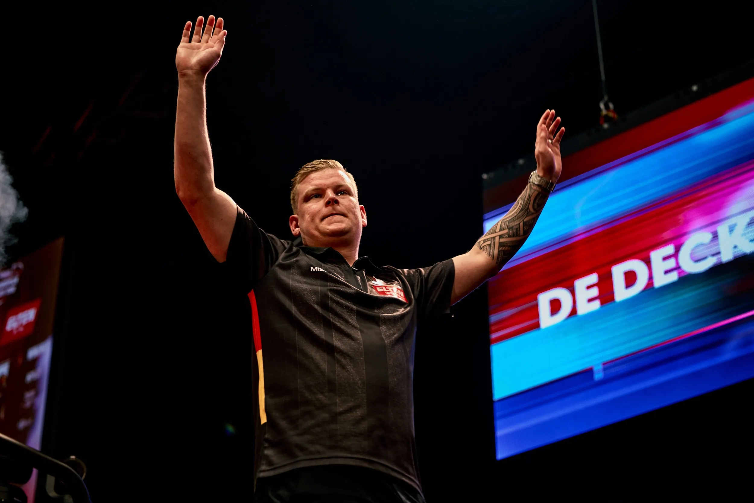 European Darts Trophy zaterdagavond: De Decker tegen Wright en revanchekans voor Van Gerwen
