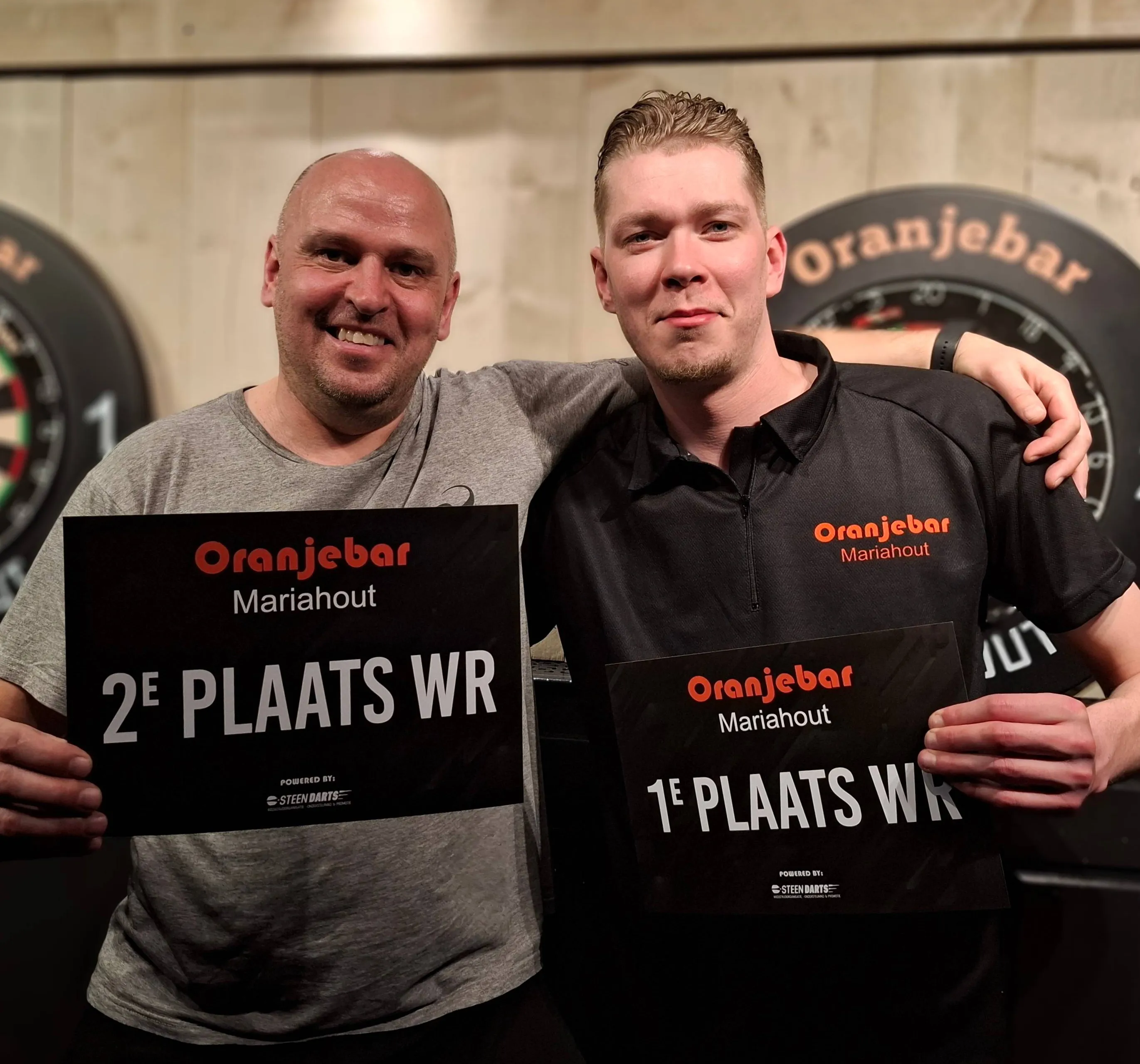 Jimmy van Schie kan niet verliezen in Oranjebar en wint ook Oranjebar After Carnavals Darts