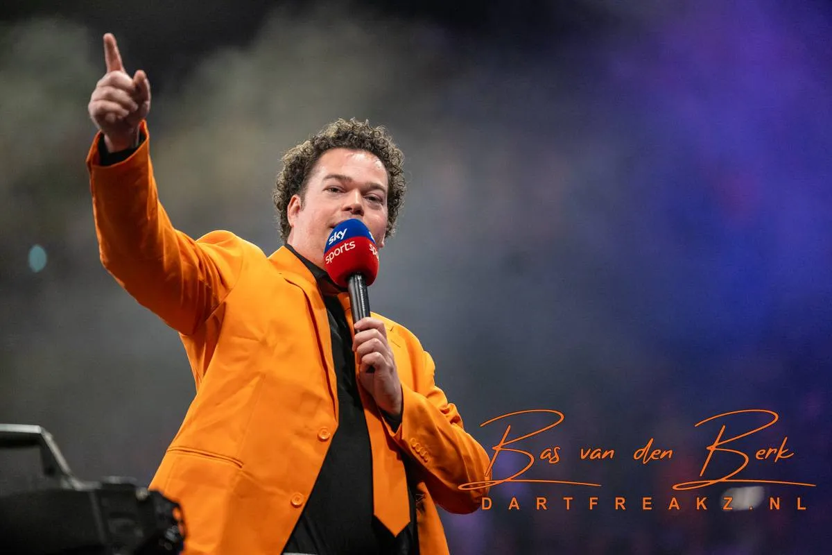 Oranjeavond in Rotterdam Ahoy: dit is het programma van Premier League Darts Night 11