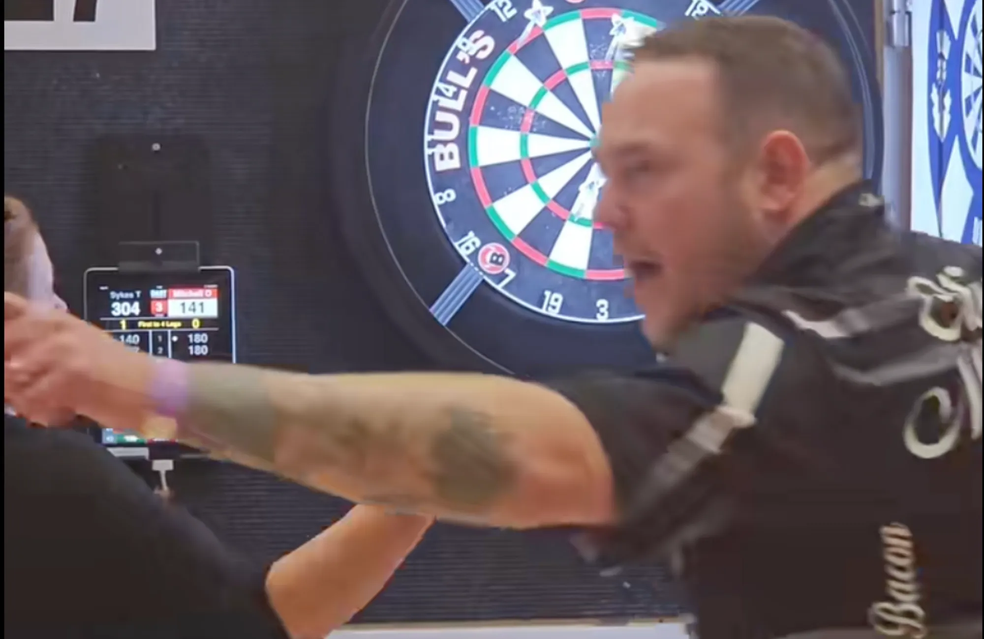 VIDEO: Perfecte leg voor Oliver Mitchell tijdens British Classic 2025