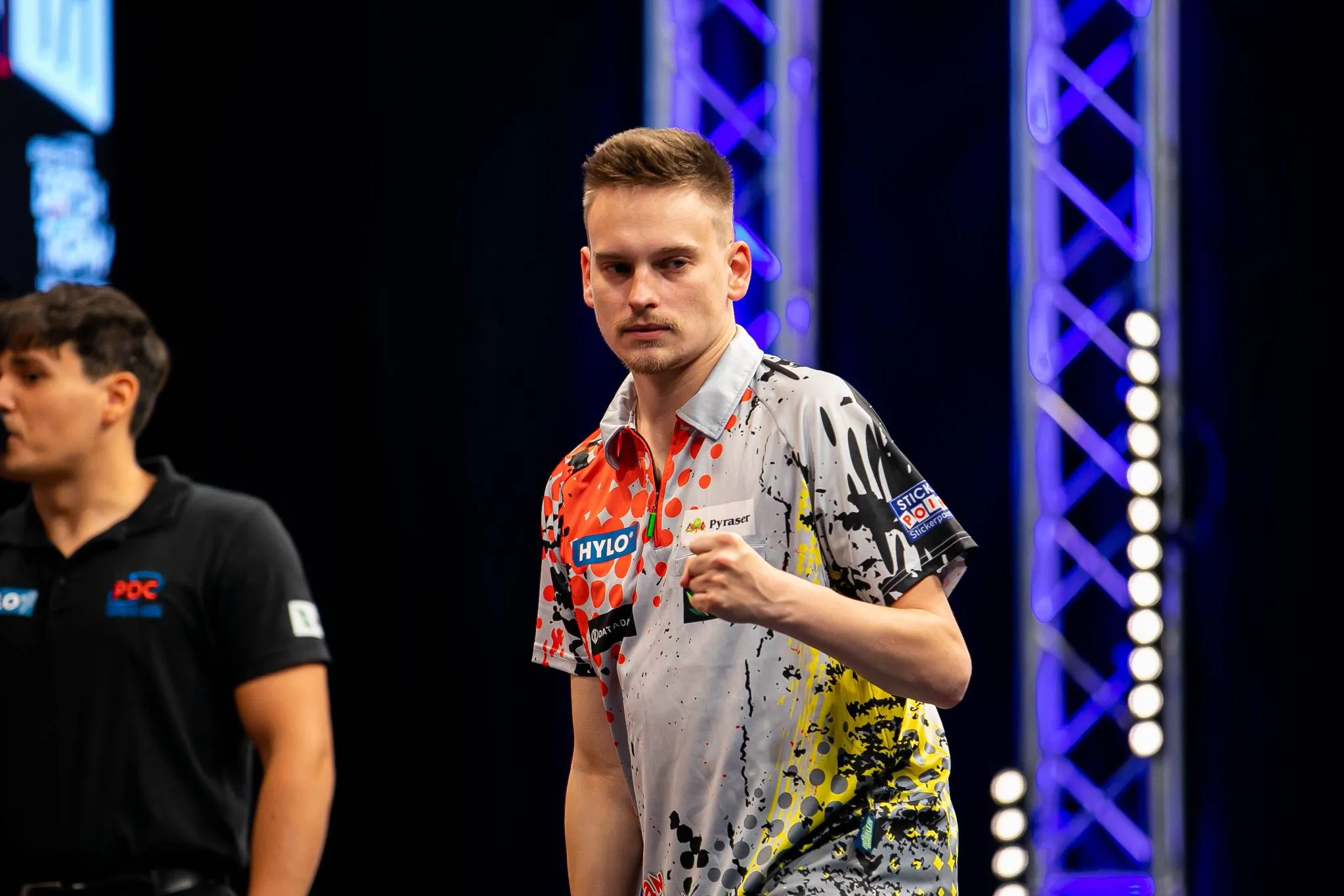 Menzies overtuigt voor Hongaars publiek, Joyce, Dennant en Pietreczko langs Gilding, Edhouse en Williams