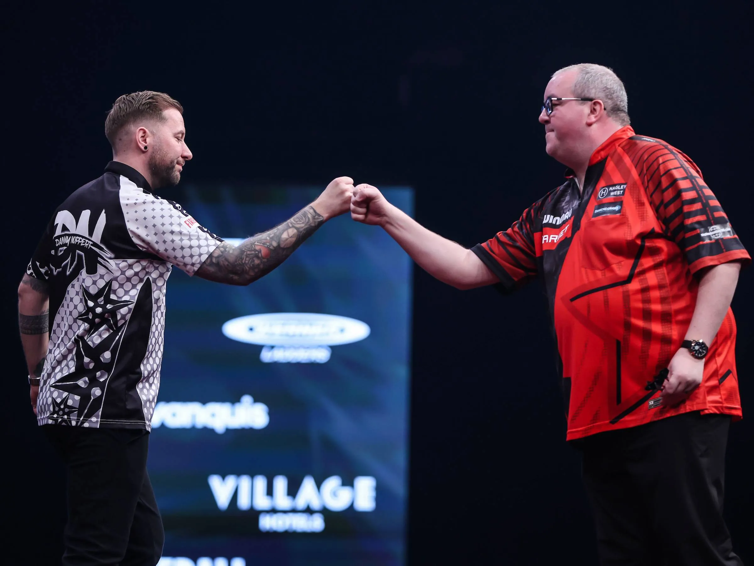 🔴 Noppert sloopt Bunting, Rock en Littler overtuigen in avondsessie World Masters