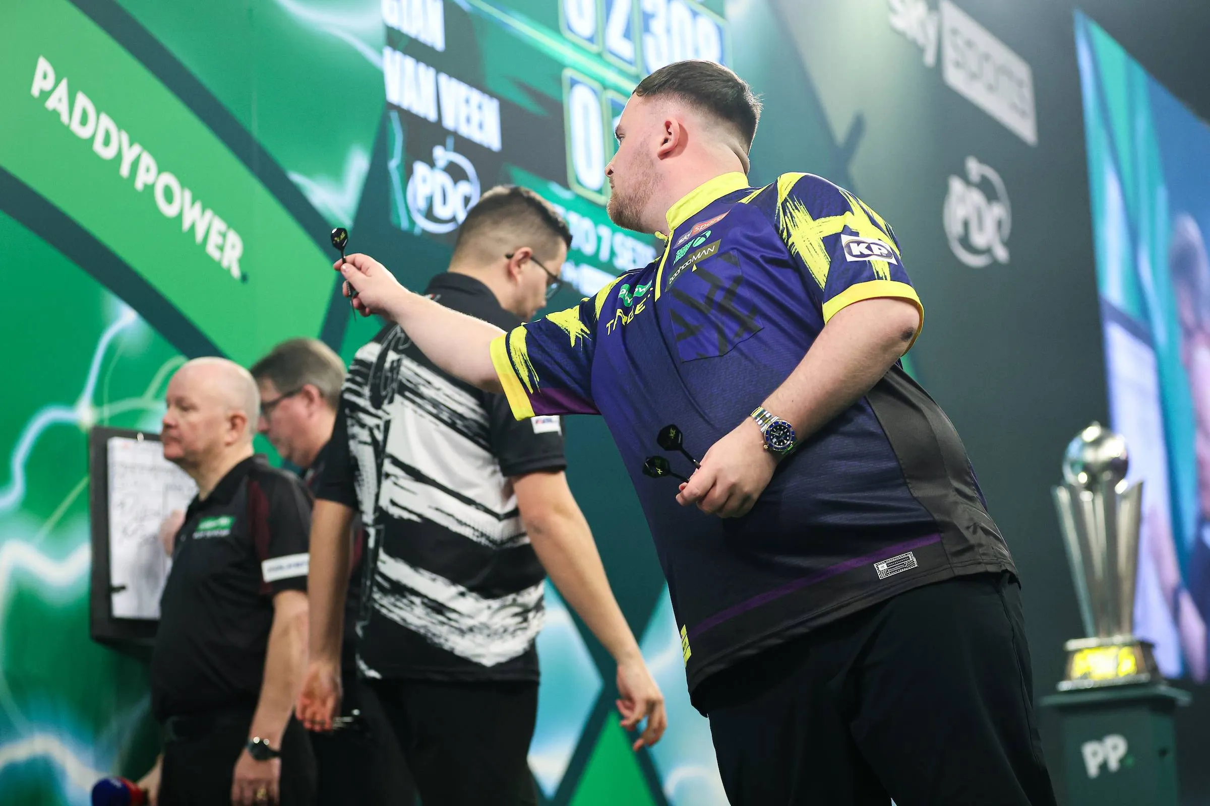 "Ik ben gewoon ontzettend trots", Van Veen slikt 7-1 nederlaag tegen Littler na droom PDC WK darts