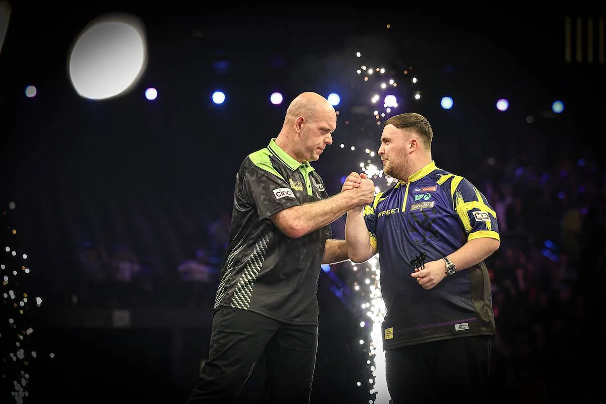 2026PremierLeagueNight2-Littler-Vangerwen-32