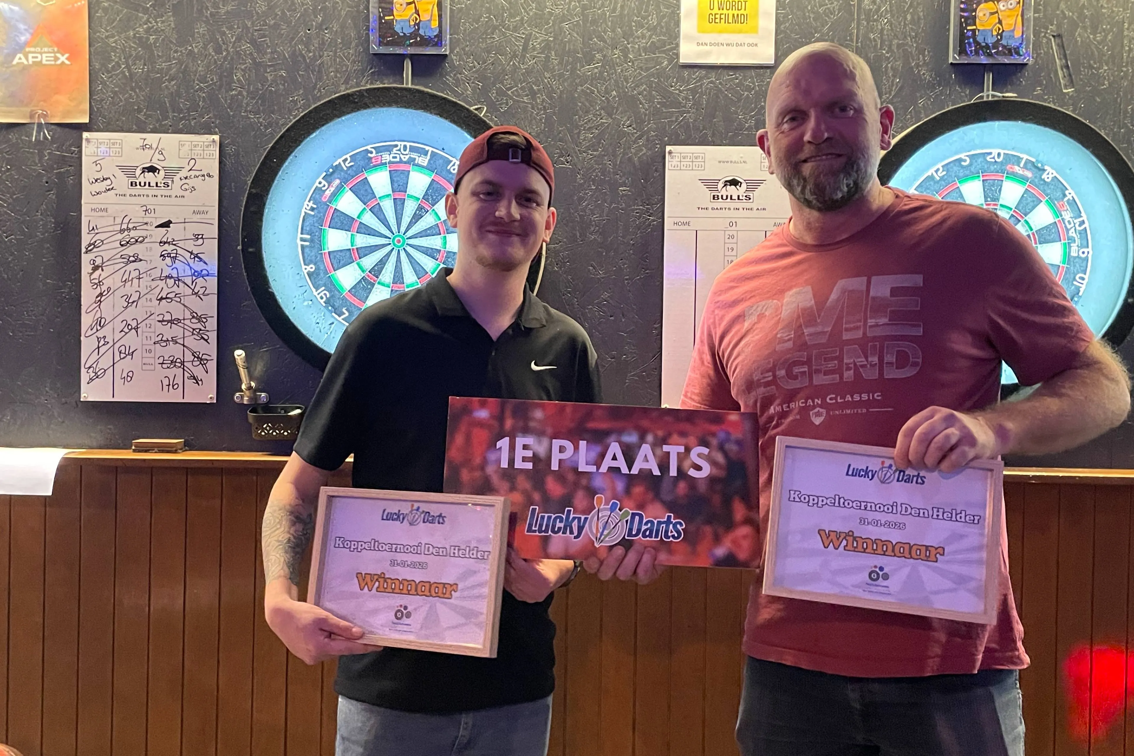 Wesley Veenstra en Wouter Fabriek winnen Lucky Darts koppeltoernooi in Den Helder