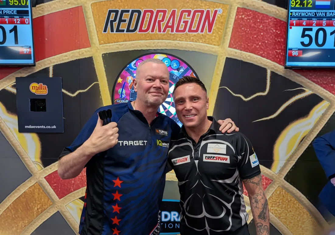 Raymond van Barneveld verslaat Gerwyn Price, Stephen Bunting te sterk voor Joe Cullen