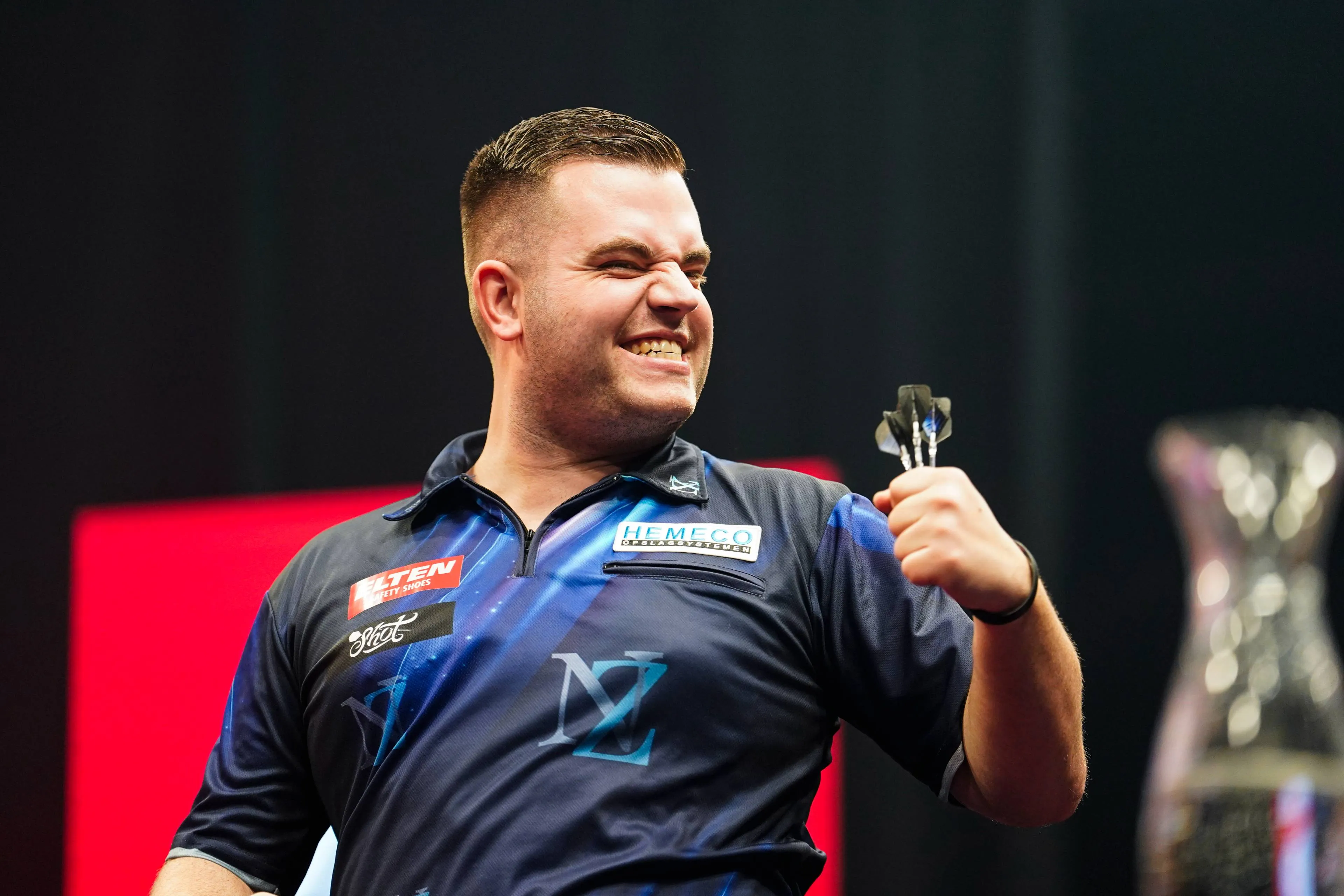 Programma European Darts Trophy zondag: Nederlandse clash levert zeker plek in kwartfinales op