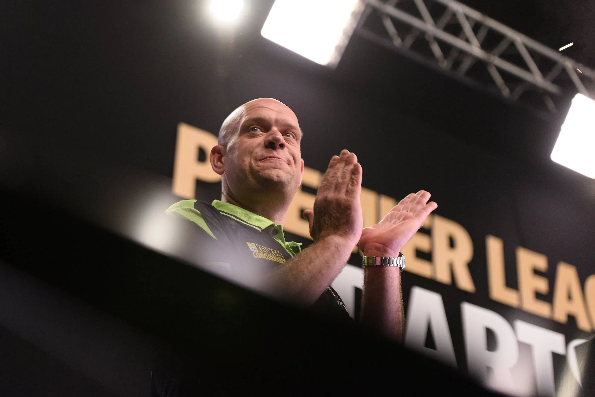 2026PremierLeagueNight11_van Gerwen01