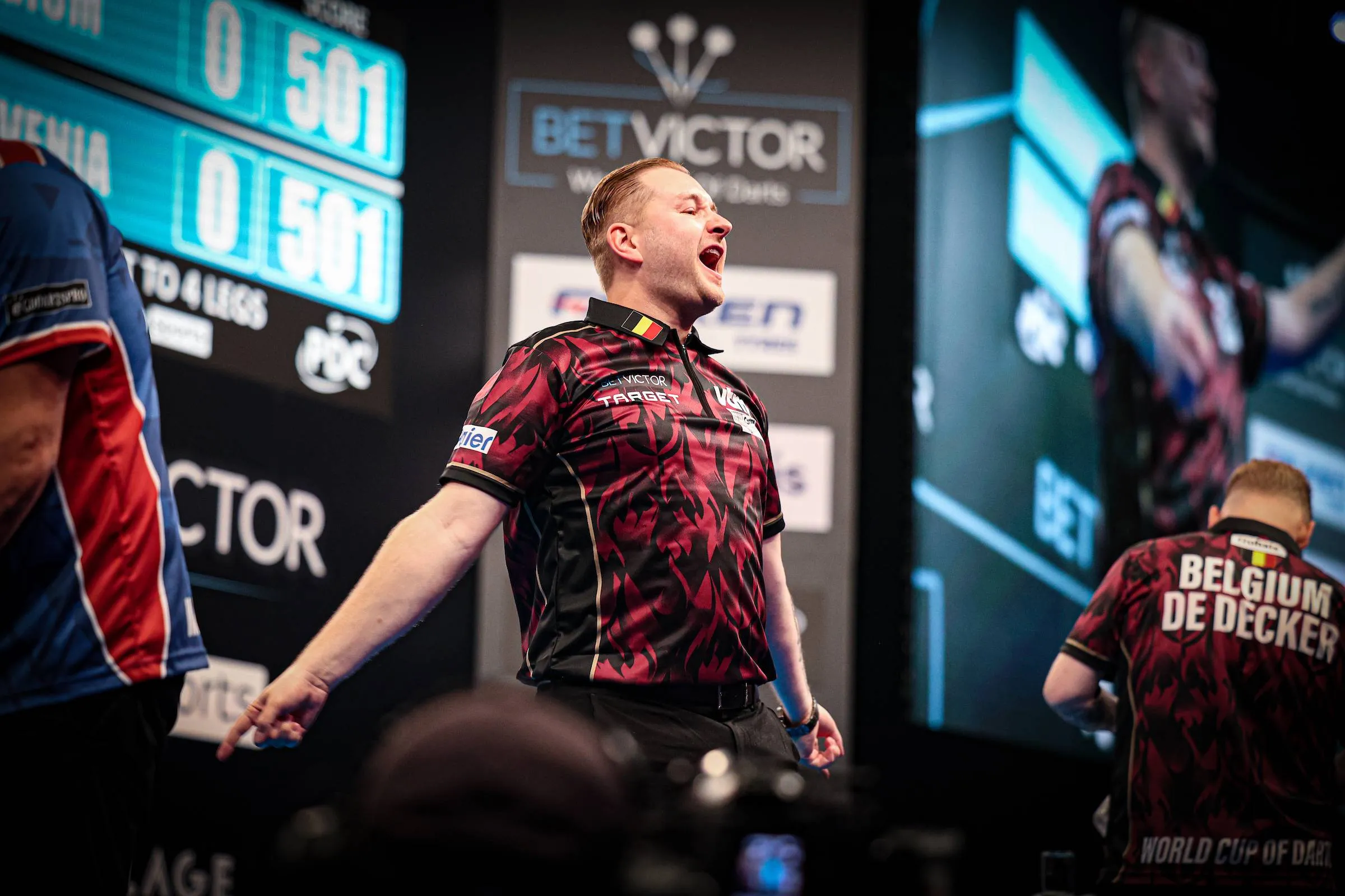 België dankzij Slovenië alsnog door, ook Noorwegen en Zweden naar laatste 16 op World Cup of Darts 2026