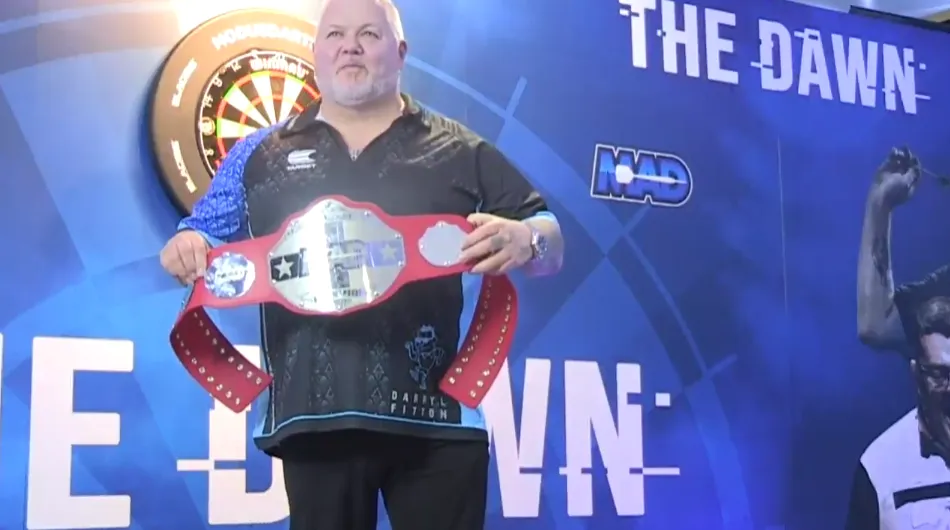 Fitton edges past Hogan in dramatic deciding leg victory, Williams and Stone claim commanding title wins