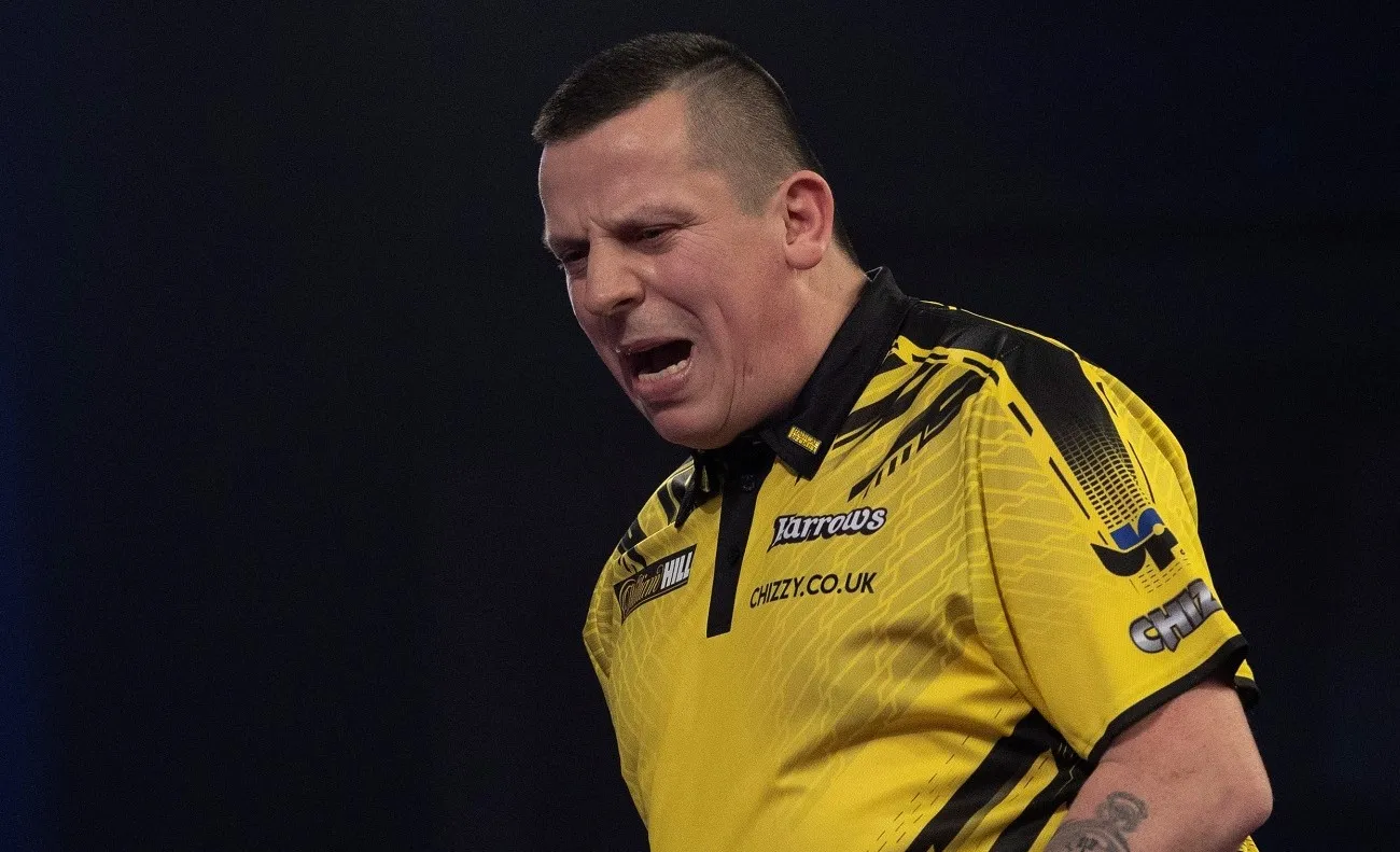 Chisnall comes from two sets down to defeat Noppert and confirm World Championship Last 16 line-up