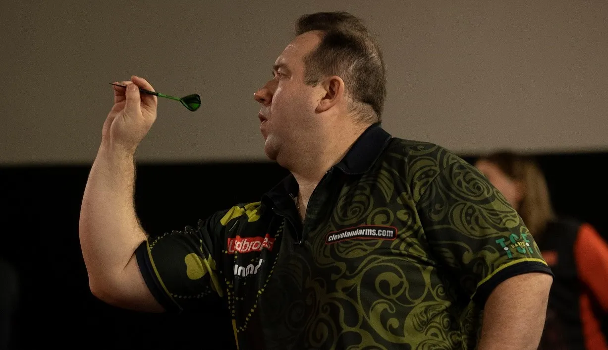 Dolan aiming for further success after claiming eighth PDC ranking title at Super Series: “I'm fed up of just taking part”