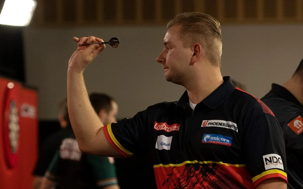 Van den Bergh frustrated about start of ProTour season: "I work hard and I am not immediately rewarded for it"