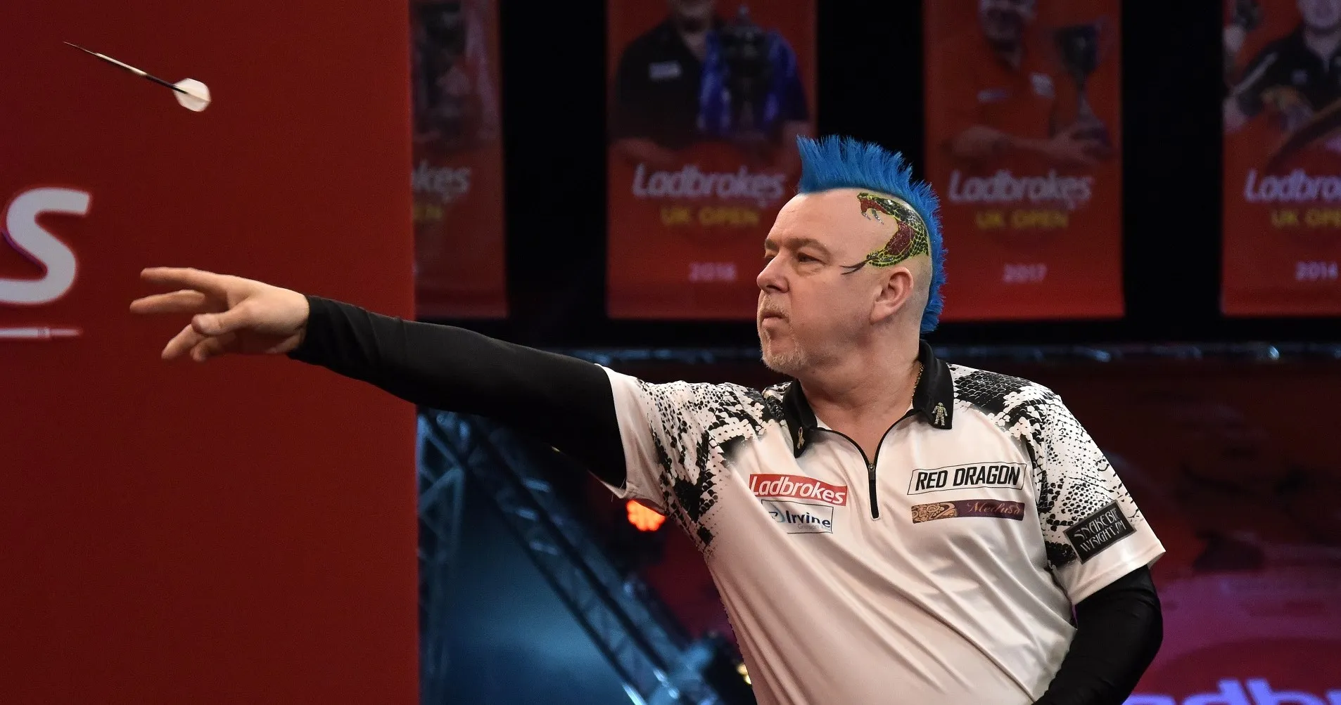 Wright overtakes Van Gerwen on provisional PDC Order of Merit