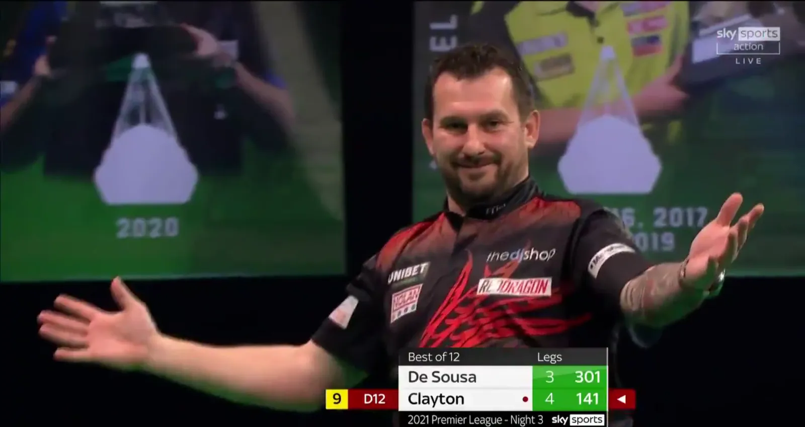 VIDEO: In-form Clayton produces first nine-dart finish of 2021 Premier League Darts during debut campaign