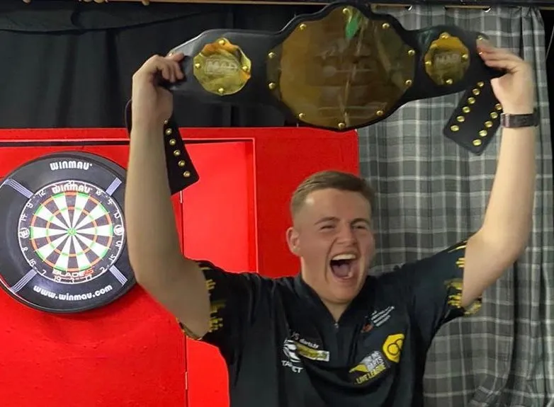 Cole comfortably defeats Warren to claim MAD Global title, Williams and Fitton retain National titles