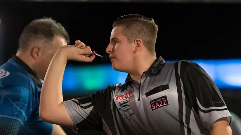 Cole edges past Burnett to Week Two title in Online Darts League