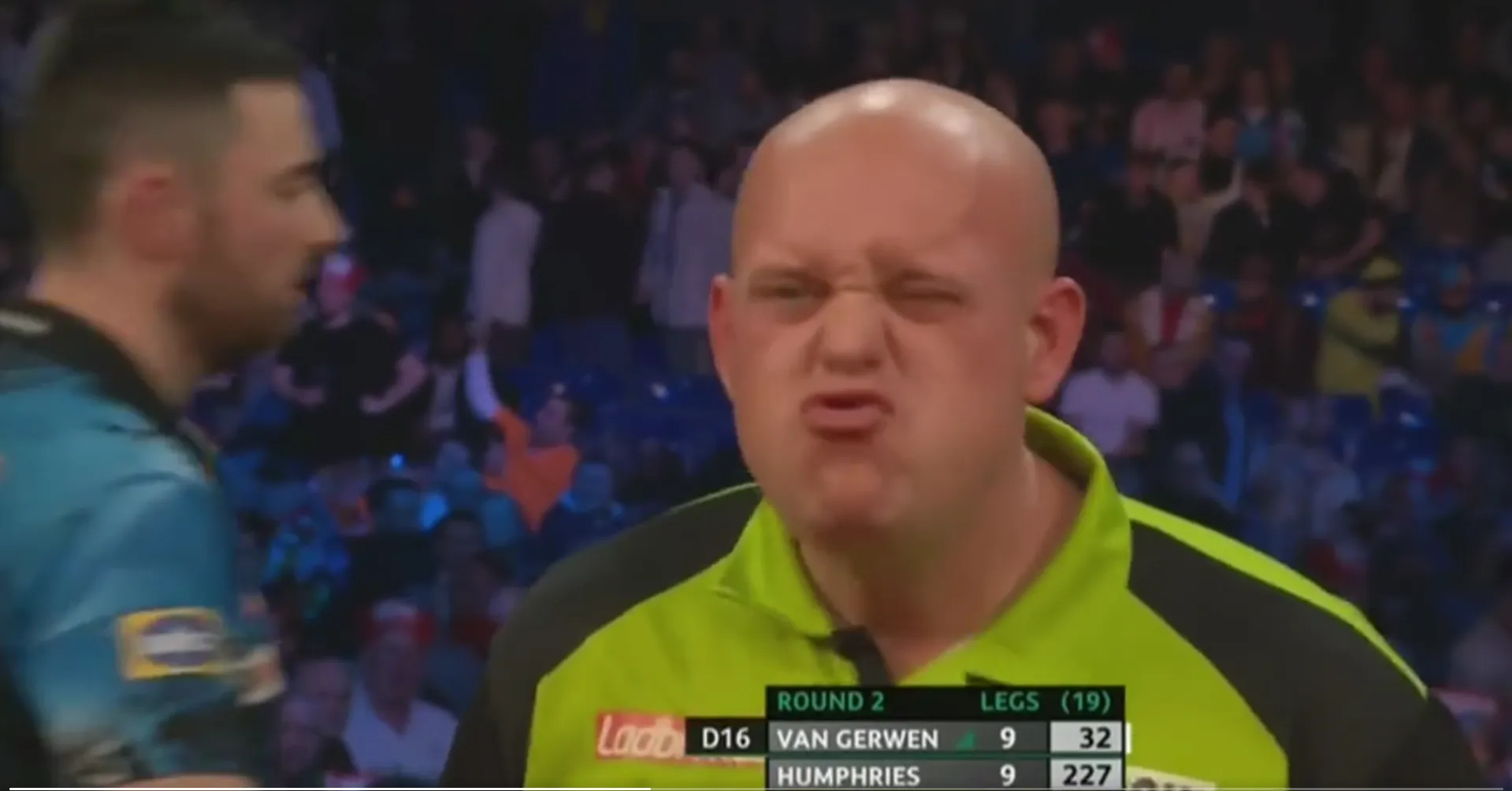 VIDEO: Van Gerwen fires himself up in bemused reaction to Humphries needle in Masters decider