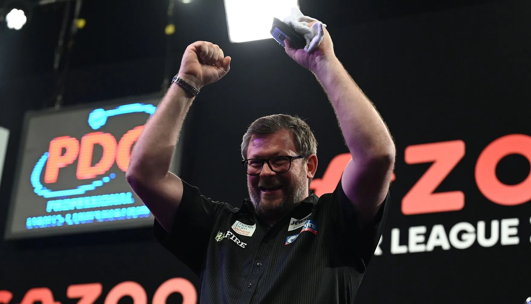 Wade on being underestimated in new era: "Darts fans just think I'm a miserable bloke with a beard"