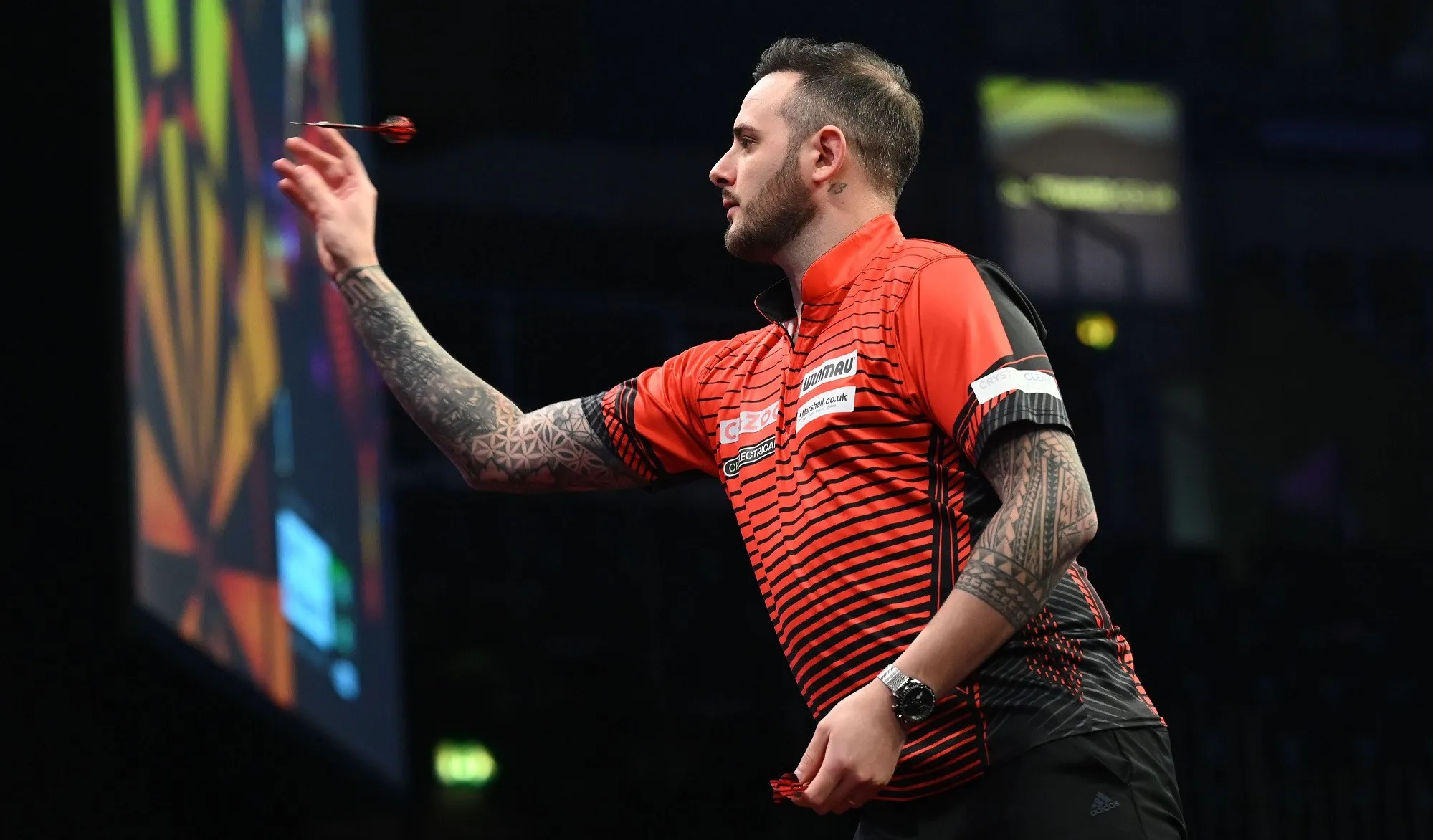 Mardle praises work off the oche from Cullen and Humphries: "Darts needs these youngsters coming through that are looking good"