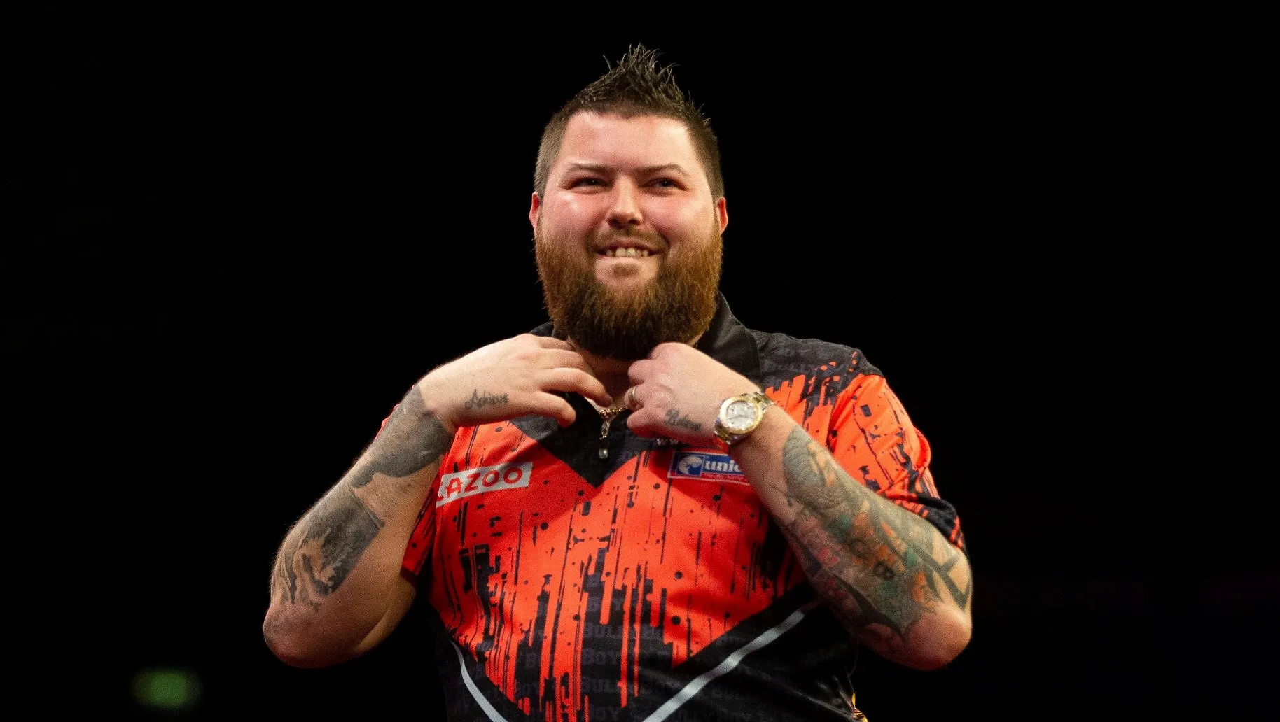 Smith finally seals Premier League Darts weekly title with triumph on Tyneside over Clayton