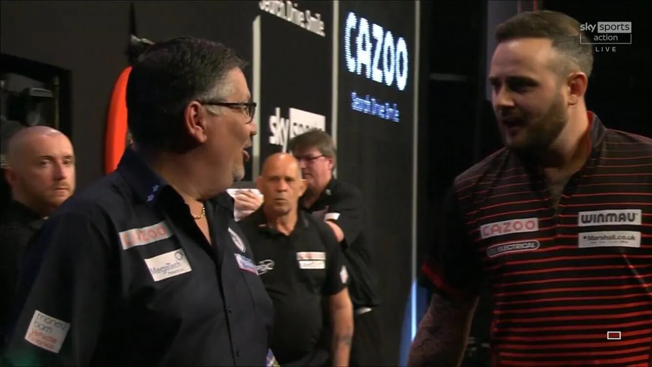 (VIDEO) Anderson furious with Cullen, words exchanged after Premier League Darts clash: "He called me a cheat"