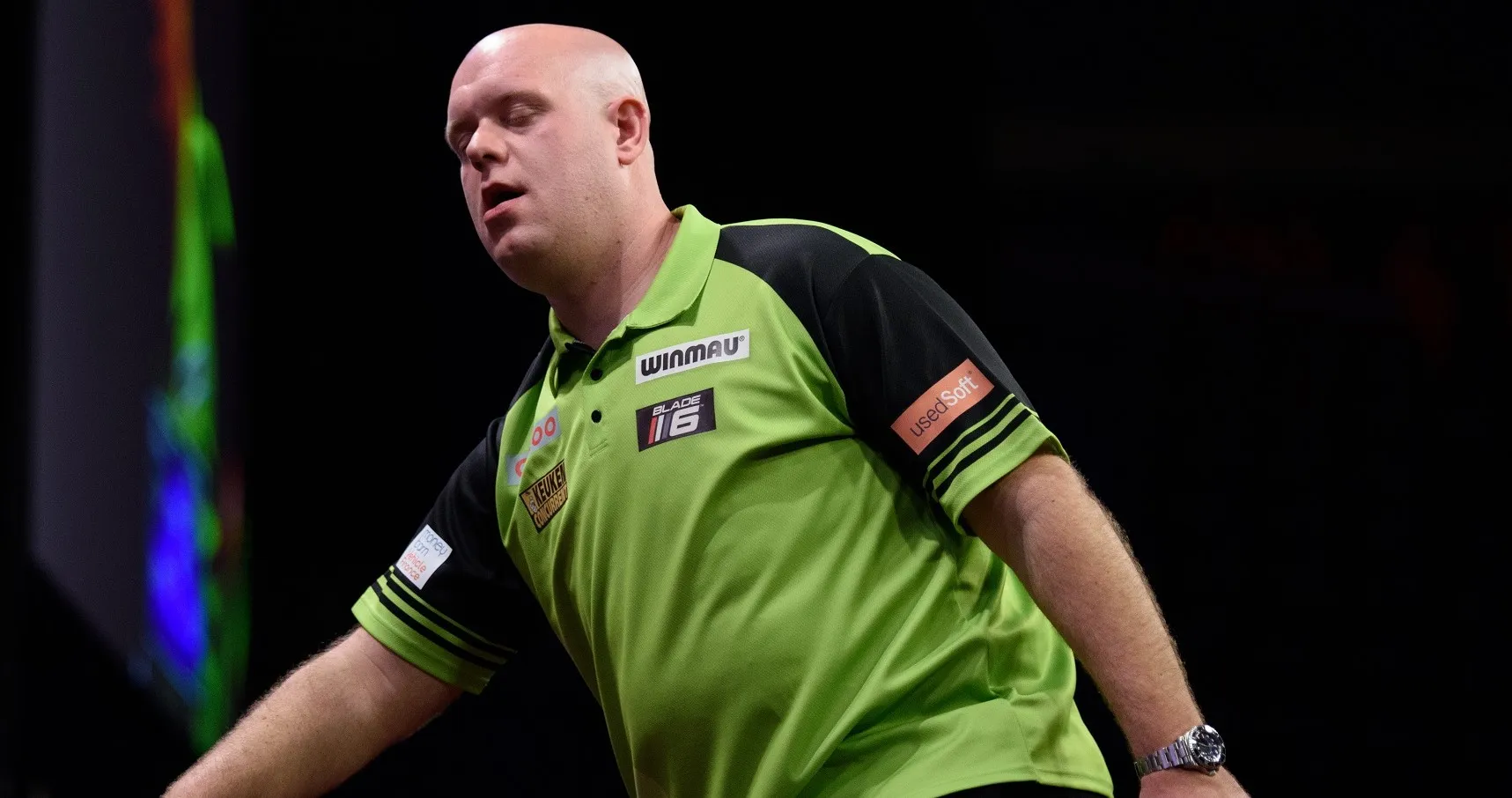 Van Gerwen left frustrated after Whitlock defeat: "I had the opportunities but missed too many darts at double"