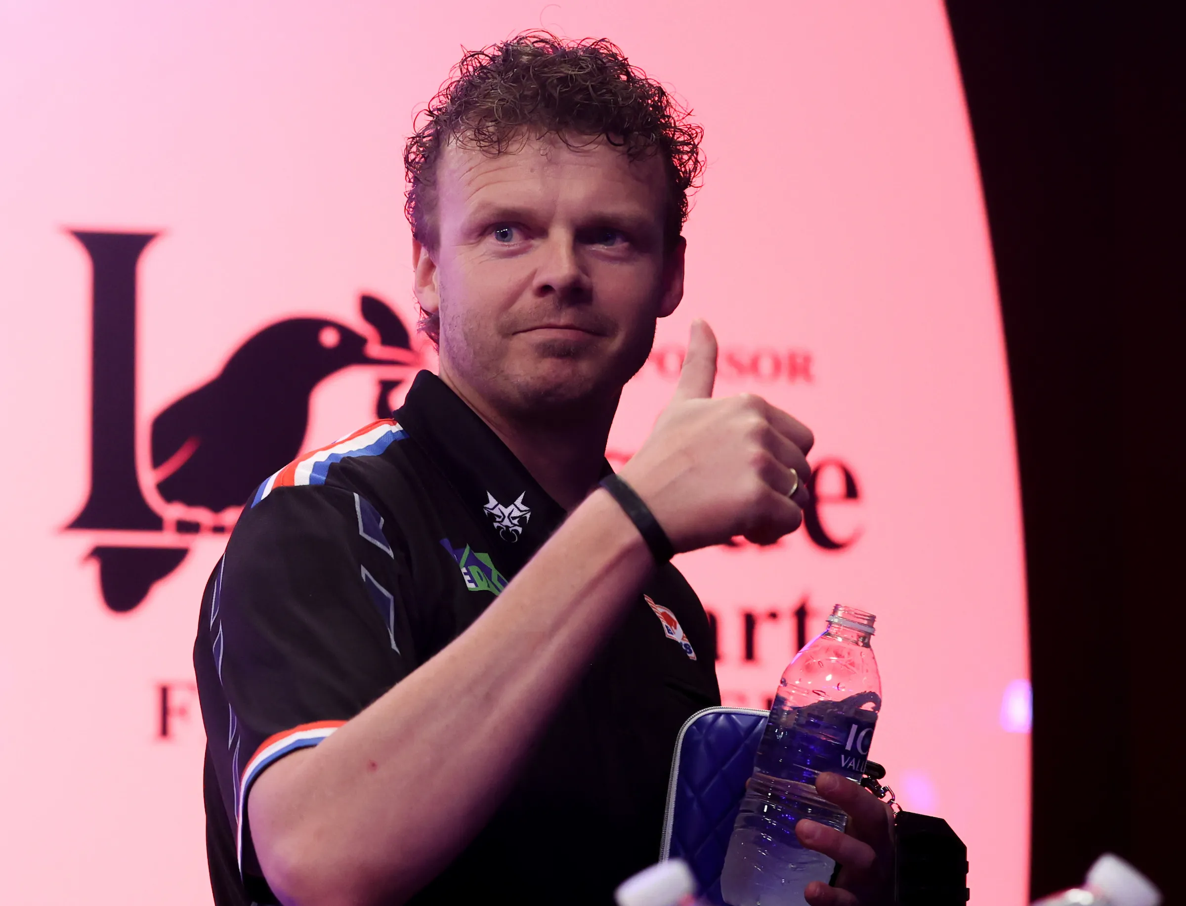 "Finally! It's difficult to get that card" : Veenstra seals long awaited PDC Tour Card at European Q-School