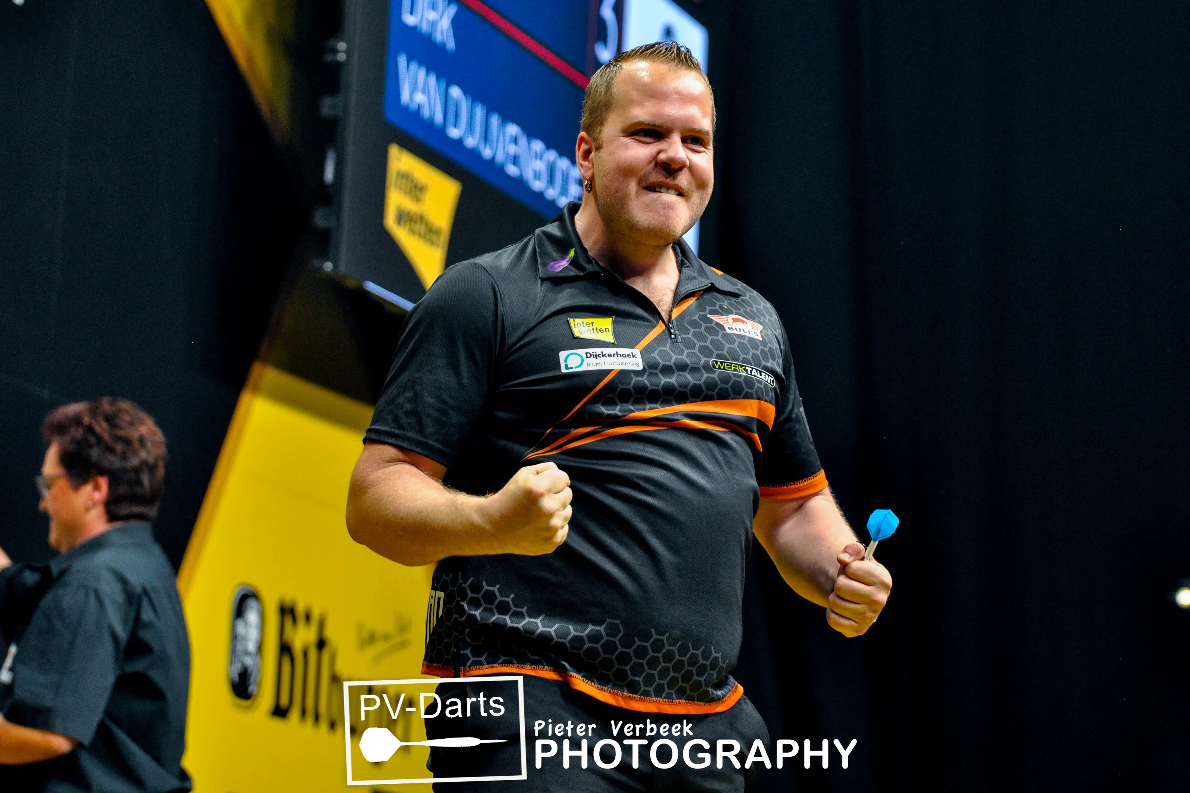Van Duijvenbode wins Darts Gala exhibition in Passau