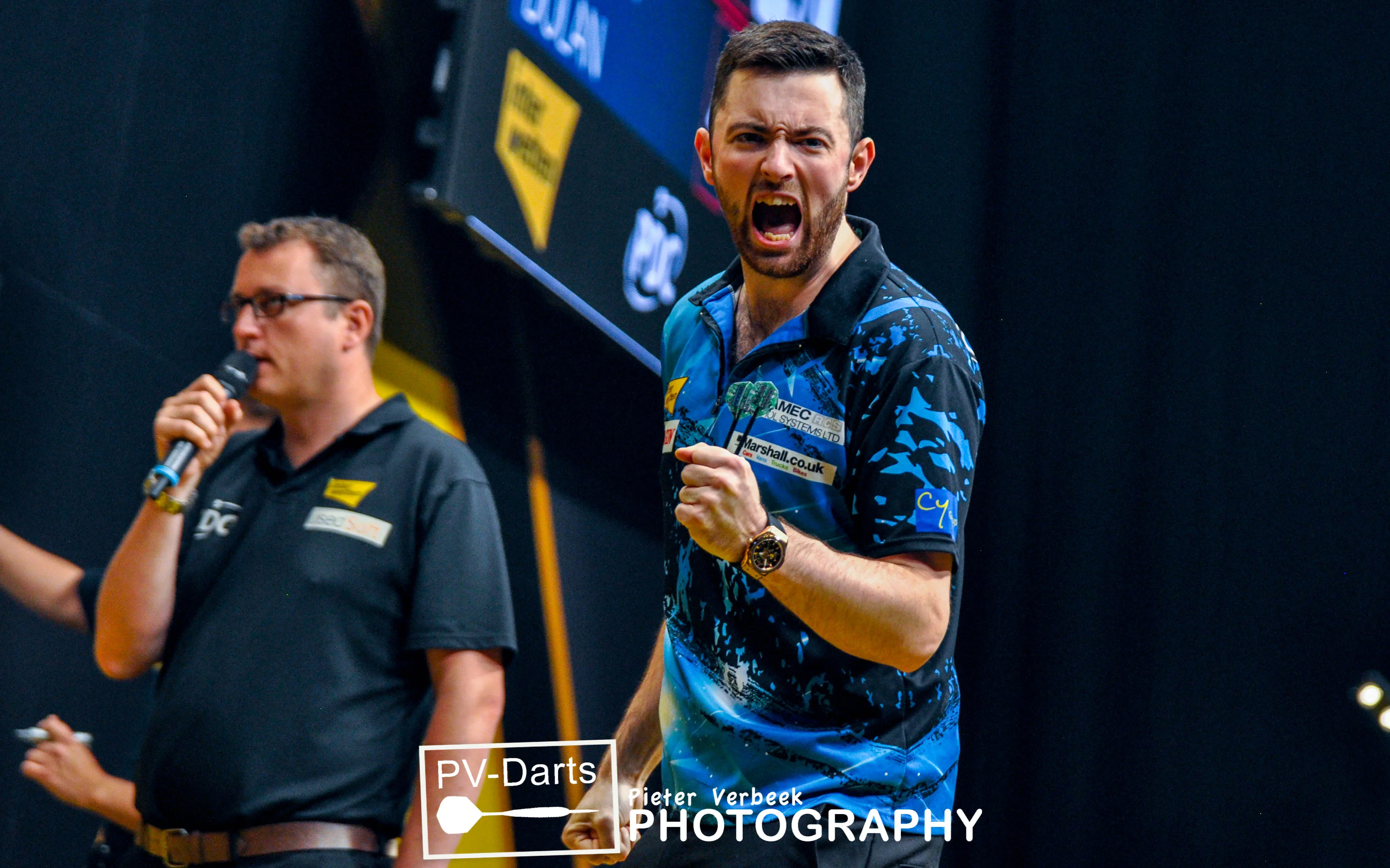 Humphries seals back-to-back European Tour titles, third of the season with Cross win at European Darts Grand Prix