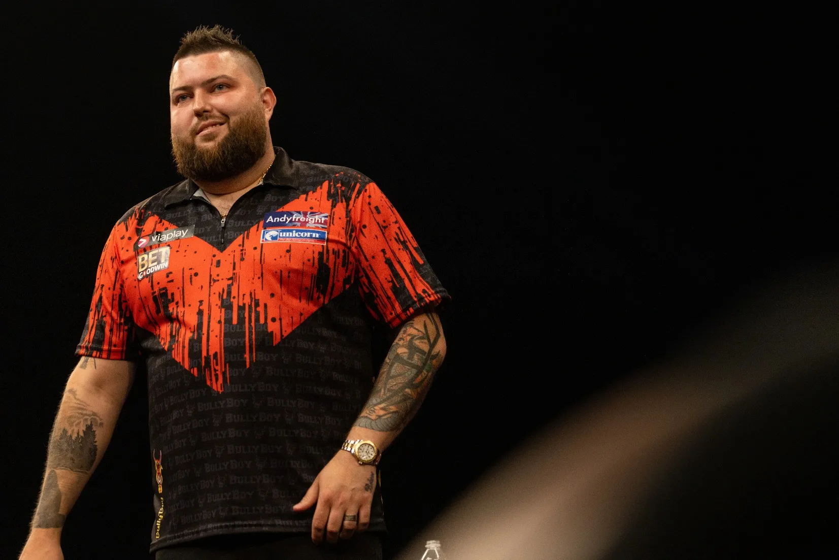 Sensational Smith seals third Players Championship title in a row after incredible final against Van Duijvenbode