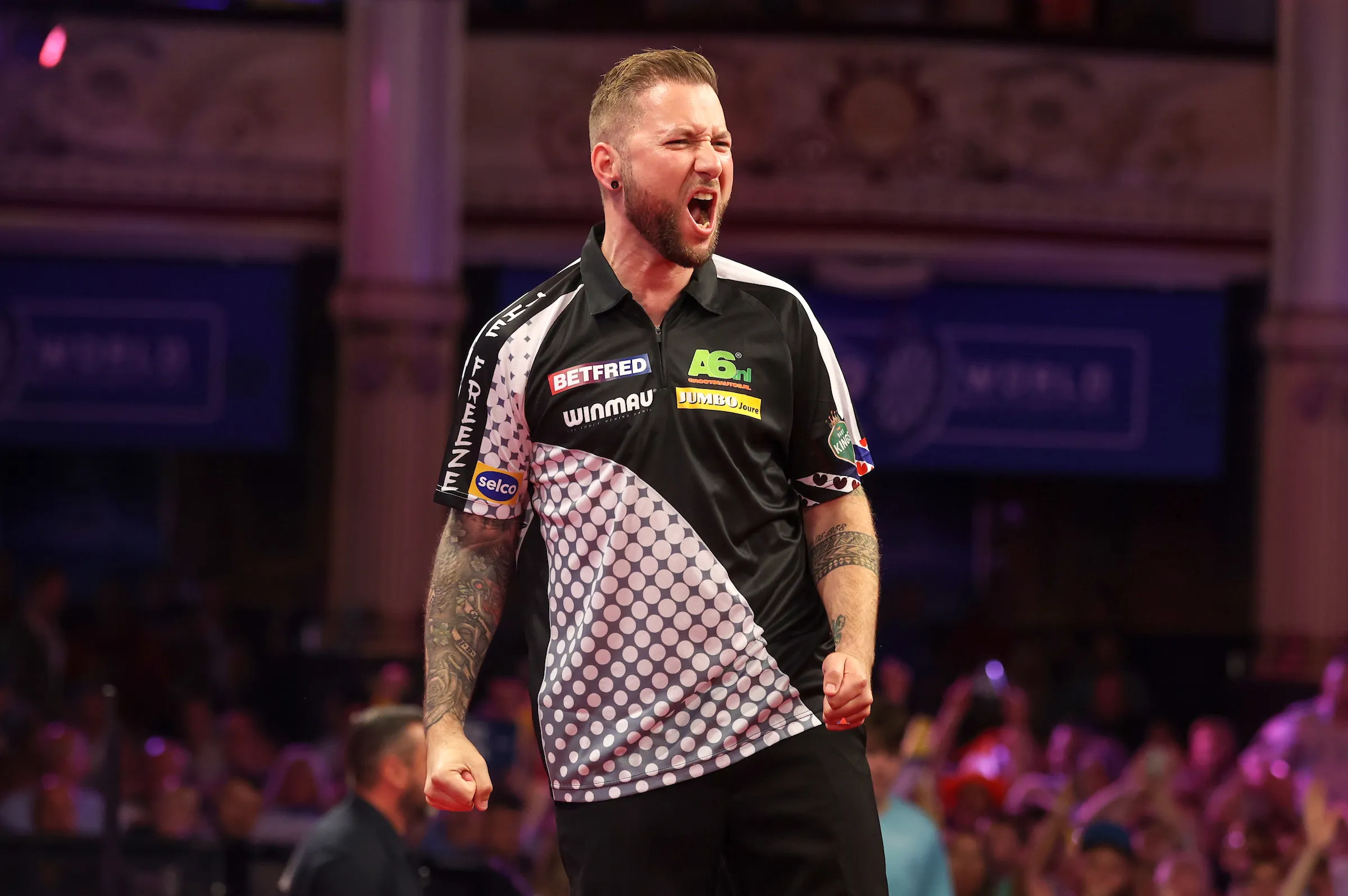 Noppert seals World Matchplay semi-final spot with victory in Double Dutch battle against Van Duijvenbode