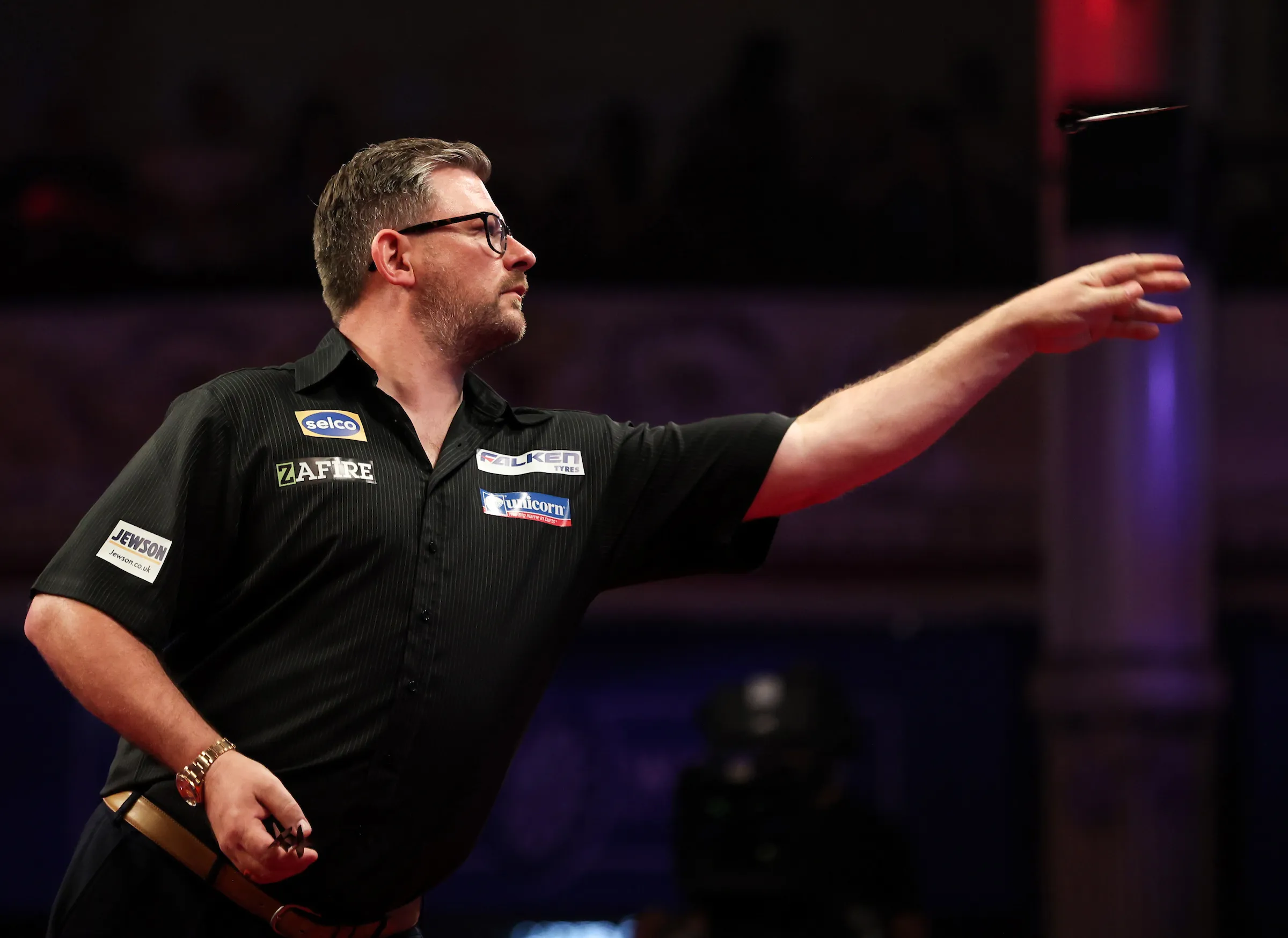 Wade cruises past Lukeman to open World Matchplay account