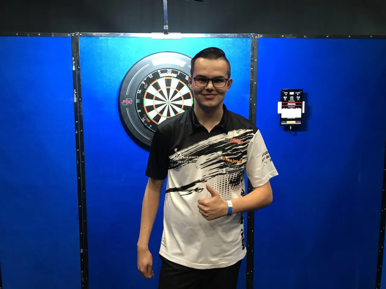Van Veen ends Rock's winning streak to seal PDC Development Tour Event 18