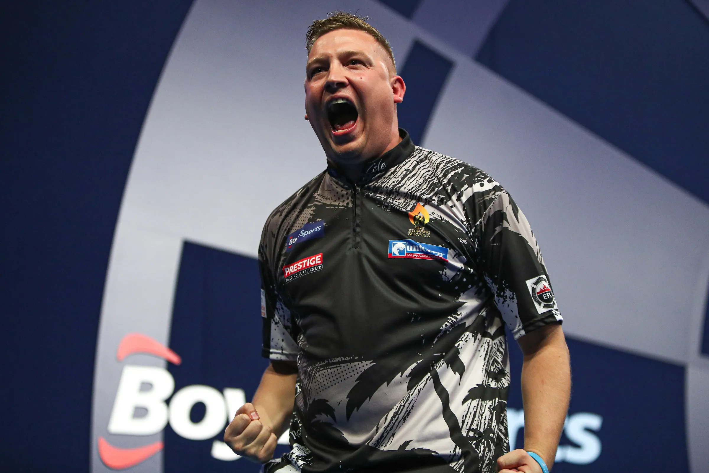 Dobey finally seals first ever win over Van Gerwen in dramatic decider, Clayton dispatches Clemens to conclude first round at European Championship