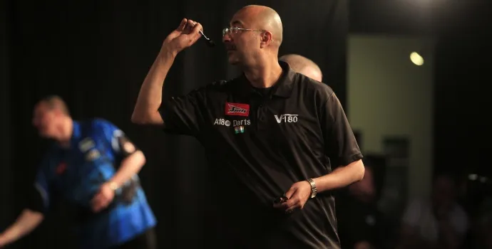 Former Tour Card holder Prakash Jiwa seals PDC World Darts Championship debut with Indian Qualifier win