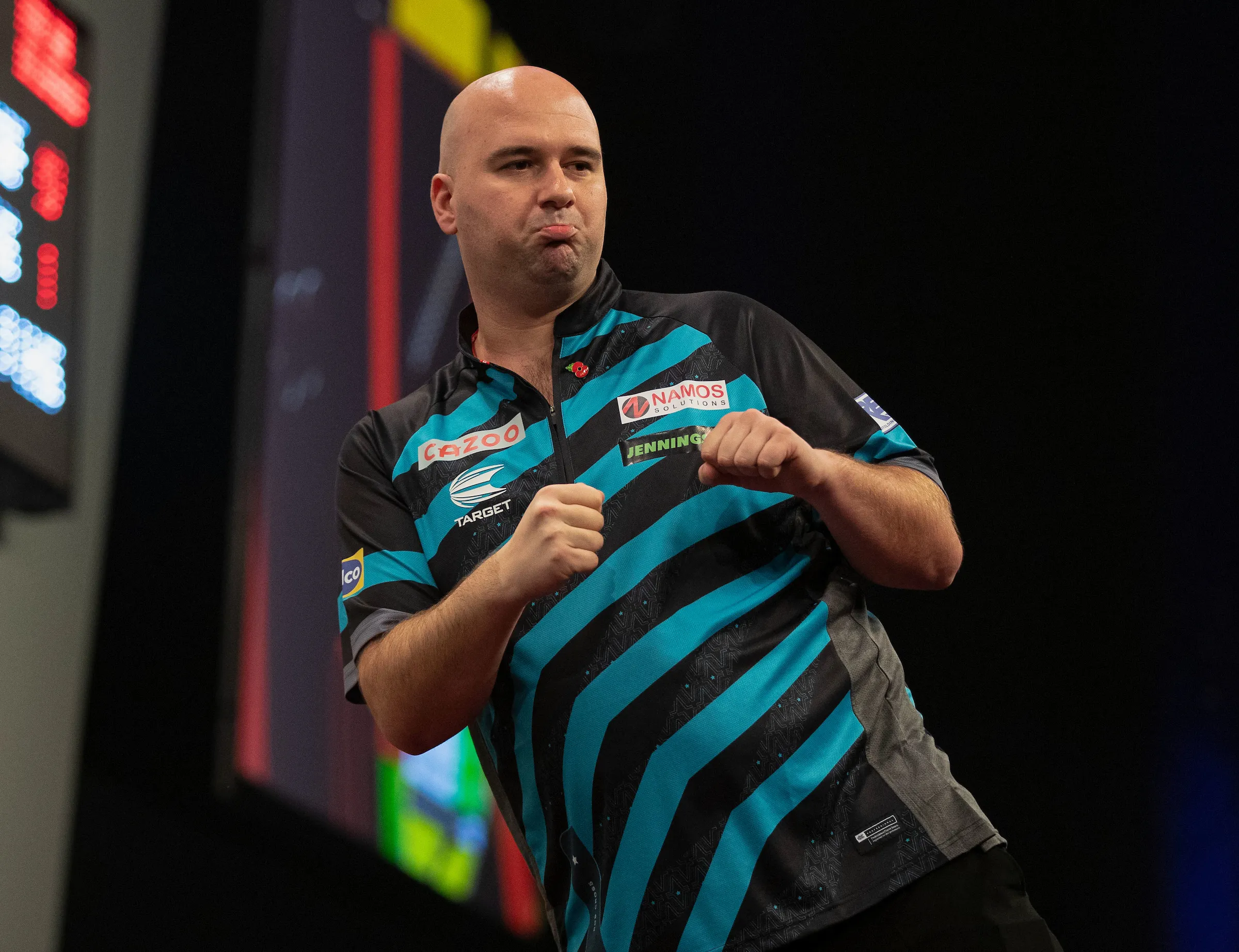 Cross snatches Schindler win to reach Last 16, Smith storms past Edhouse to finish top of Group C alongside Cullen at Grand Slam of Darts