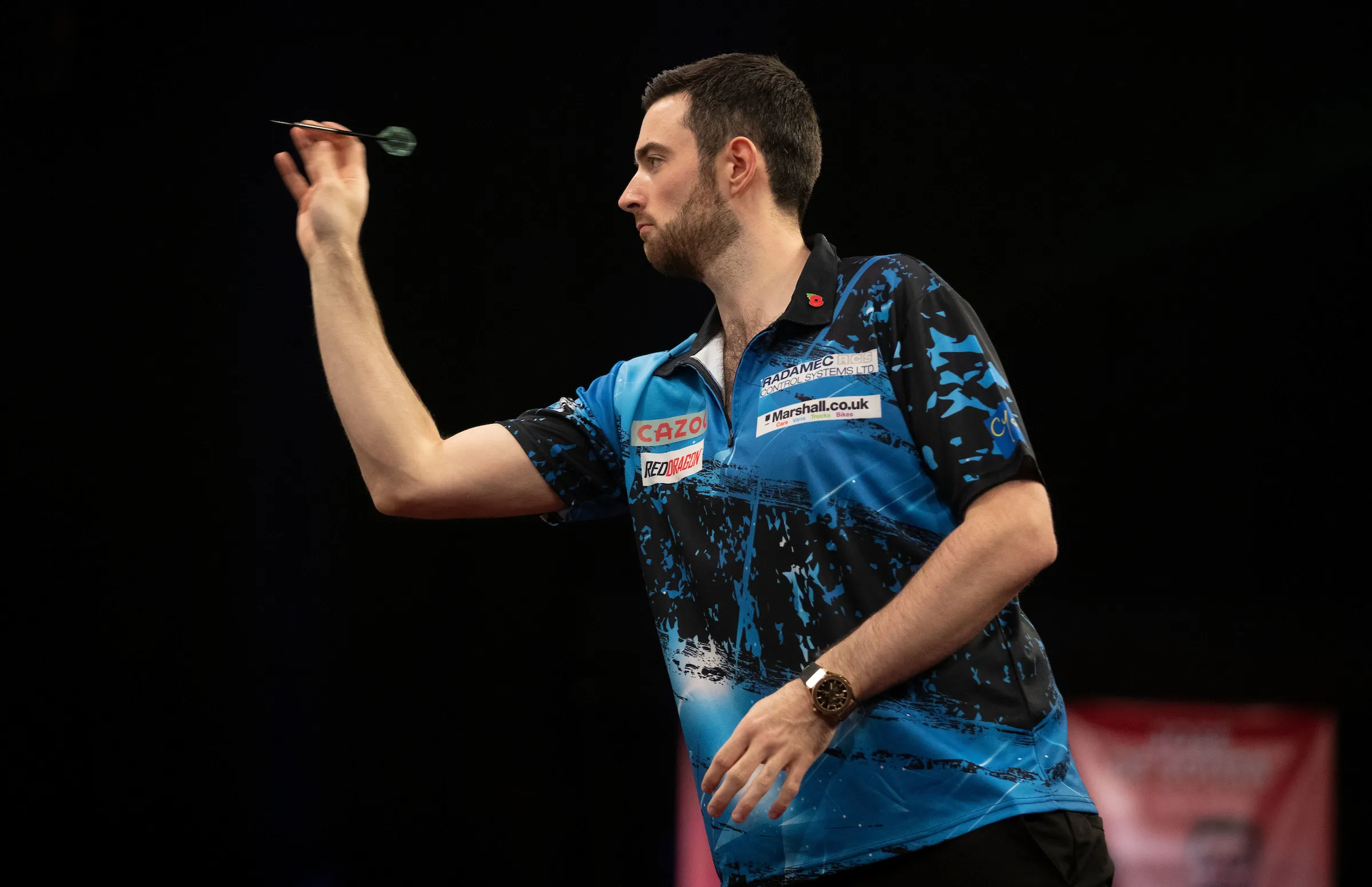 Humphries edges past Ross Smith to complete Quarter-Final line-up at Grand Slam of Darts with Van Gerwen clash next