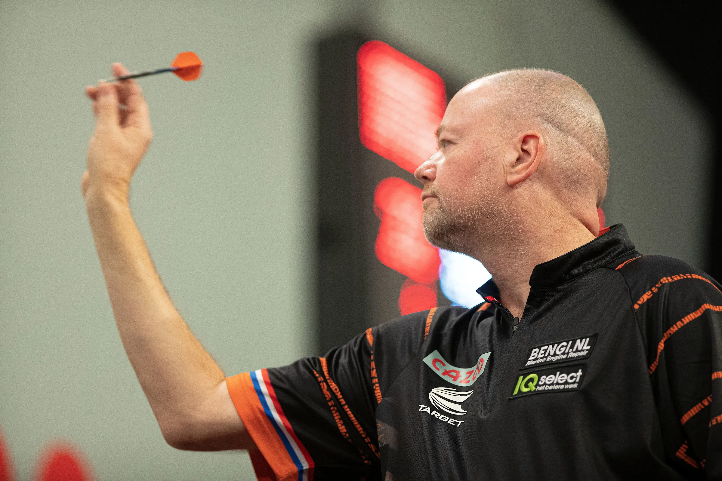 "The belief is there, I can go all the way": Van Barneveld heads into Price clash with confidence