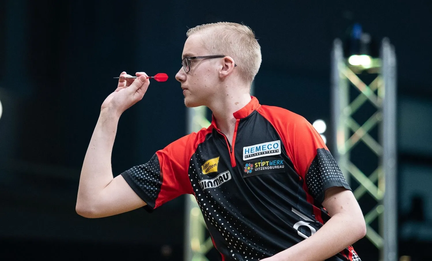 Jurjen van der Velde qualifies for PDC World Darts Championship thanks to darter with banned nickname