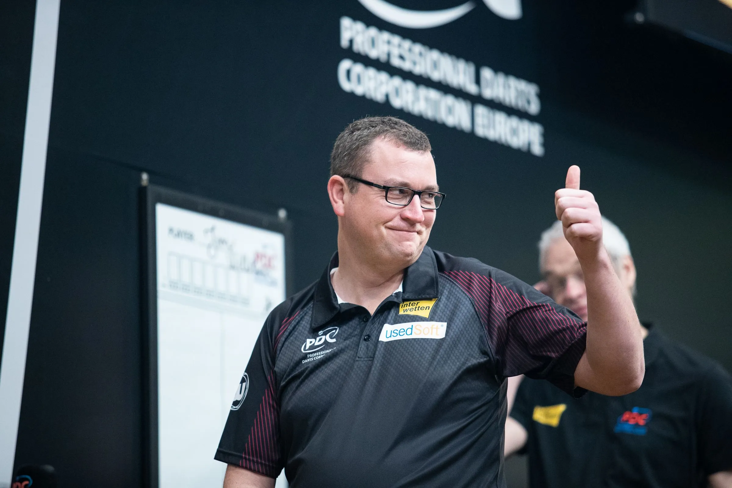 "The referee really made a big mistake" - Vincent van der Voort weighs in on Kirk Bevins after 'whistlegate' during Mike De Decker and Luke Littler's Grand Slam thriller