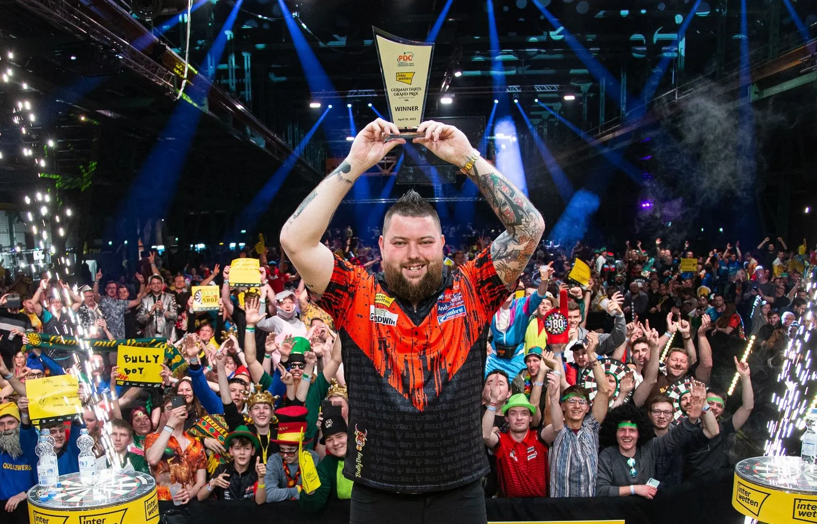 "He just bites at your ankles all the time": Michael Smith compares Aspinall to a dog after German Darts Grand Prix win