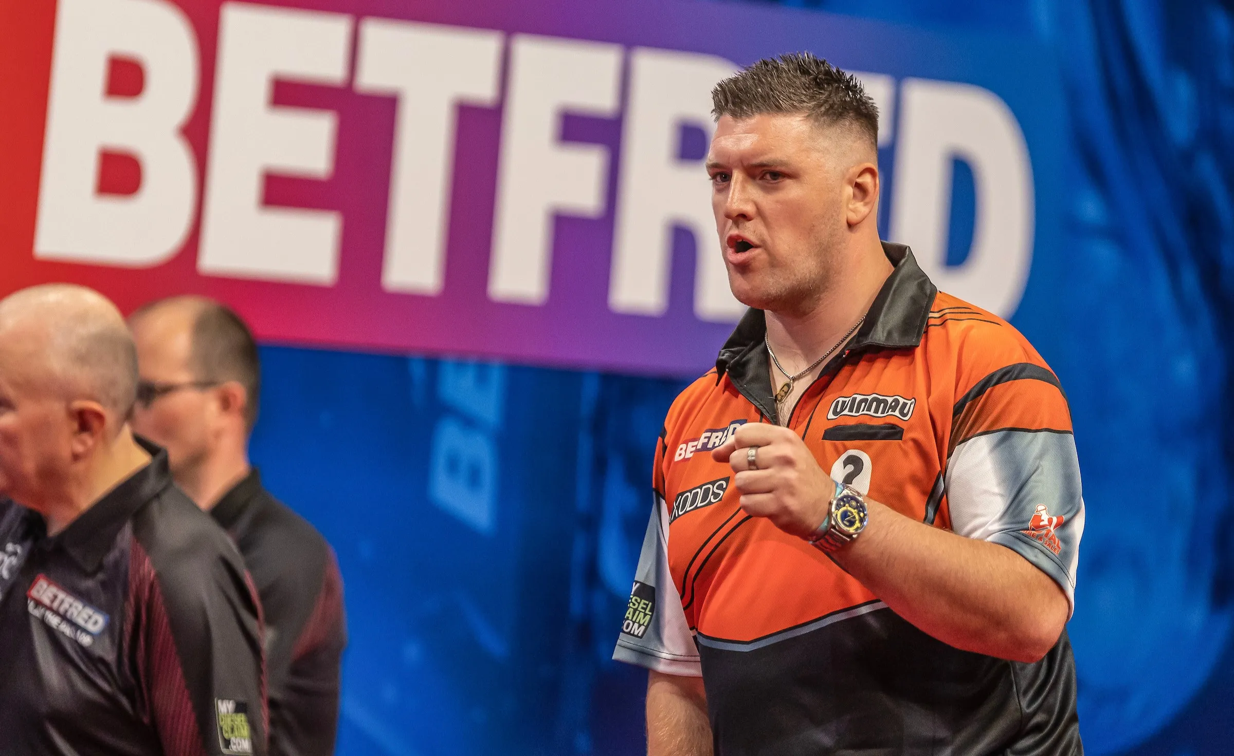 Gurney gives Anderson a hefty beating at World Matchplay