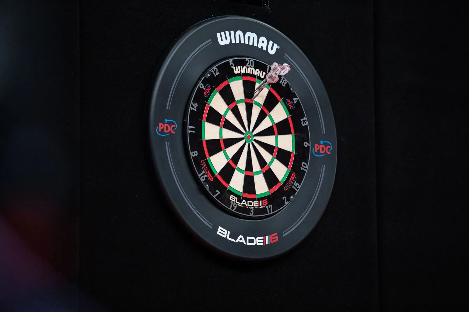 dartboard winmau blade 6 64601730bf0d1