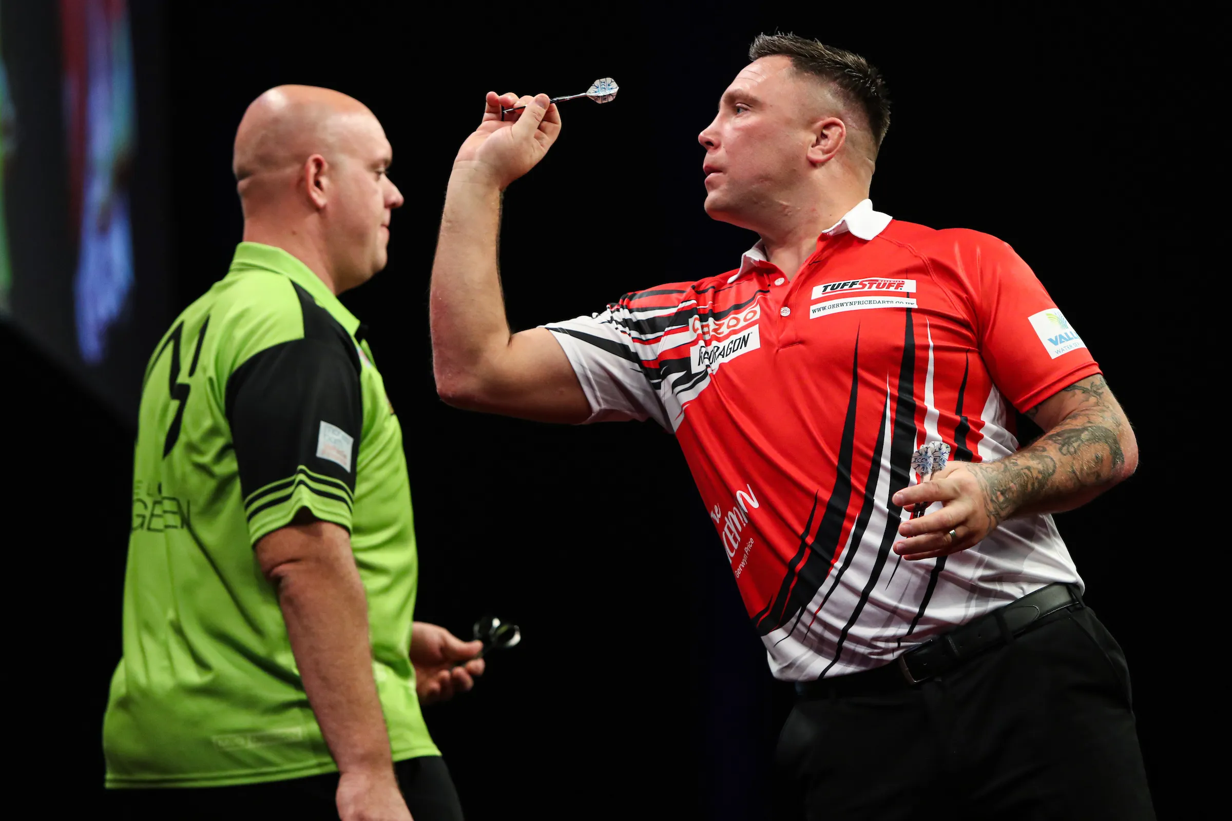Price takes revenge and wins with 113 average against Van Gerwen