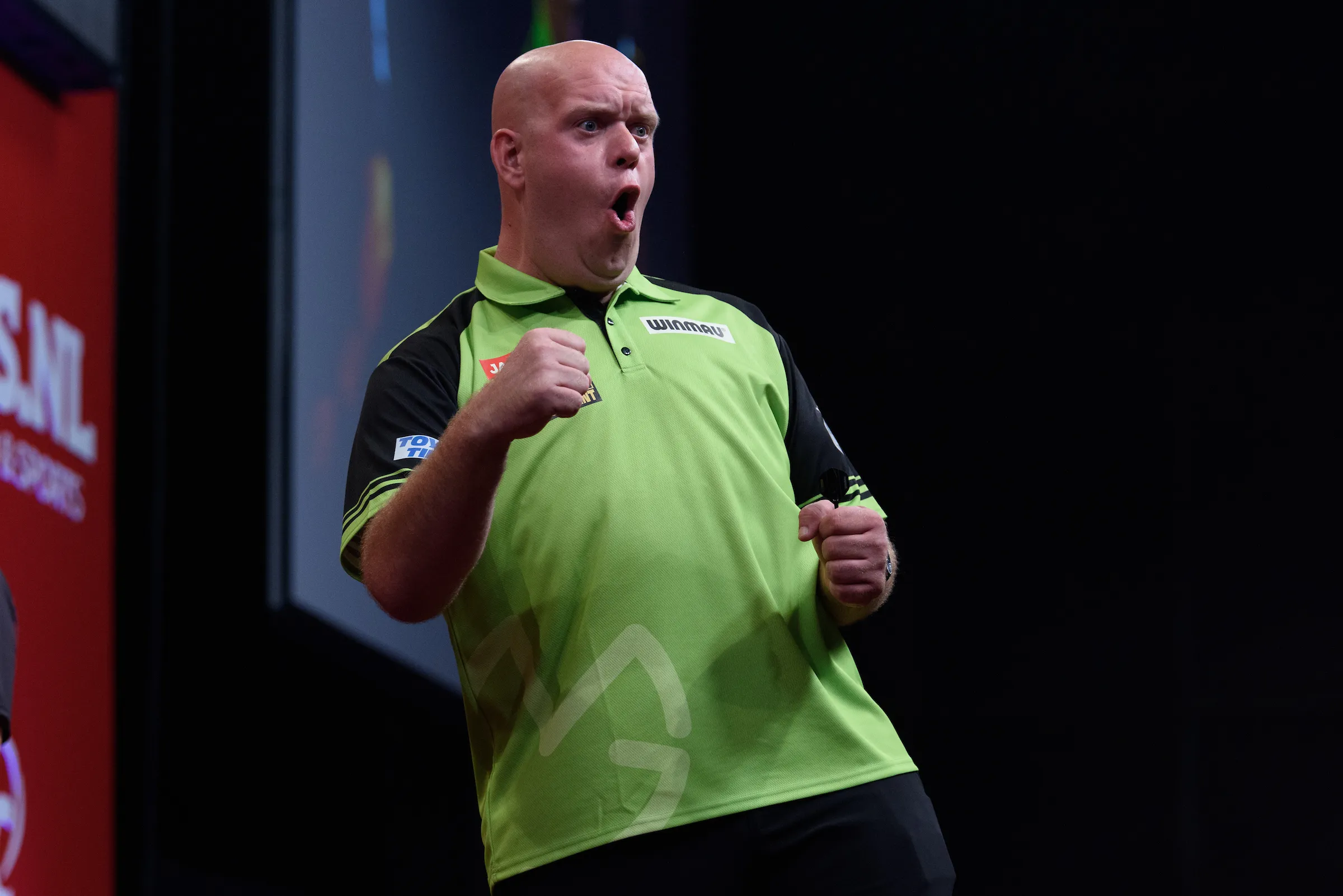 Van Gerwen takes record-extending fifth title win at World Series Finals with convincing victory over weary Aspinall