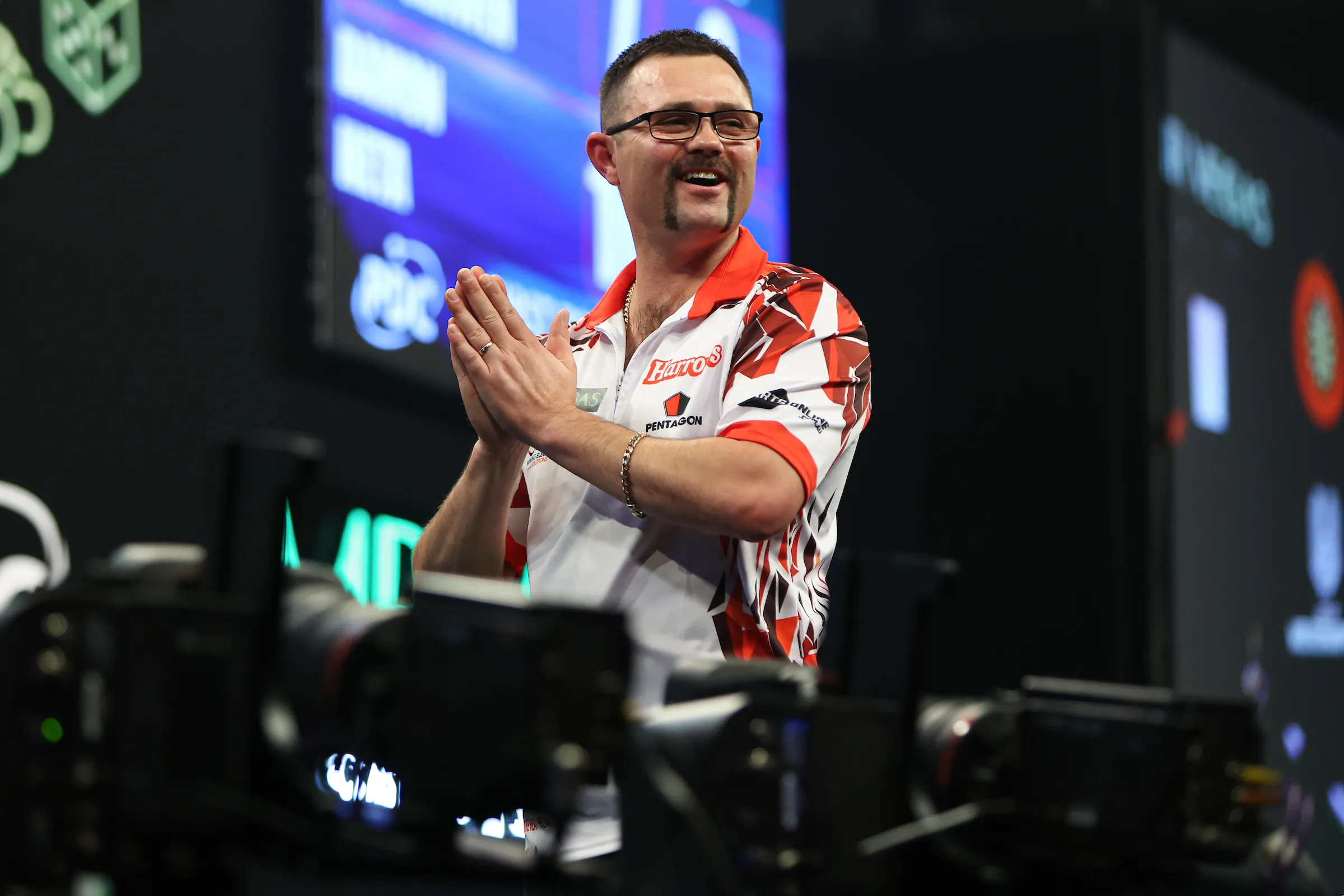 "I've beaten him a few times now" - Damon Heta believes Michael van Gerwen's aura of invincibility is well and truly gone