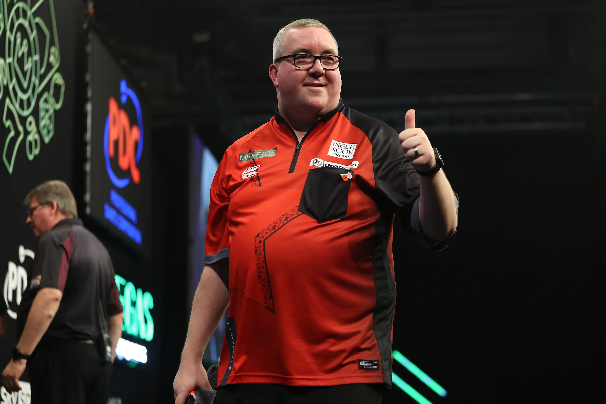 Stephen Bunting punishes wasteful Danny Noppert to set up quarter-final rematch with Stowe Buntz at the Grand Slam of Darts