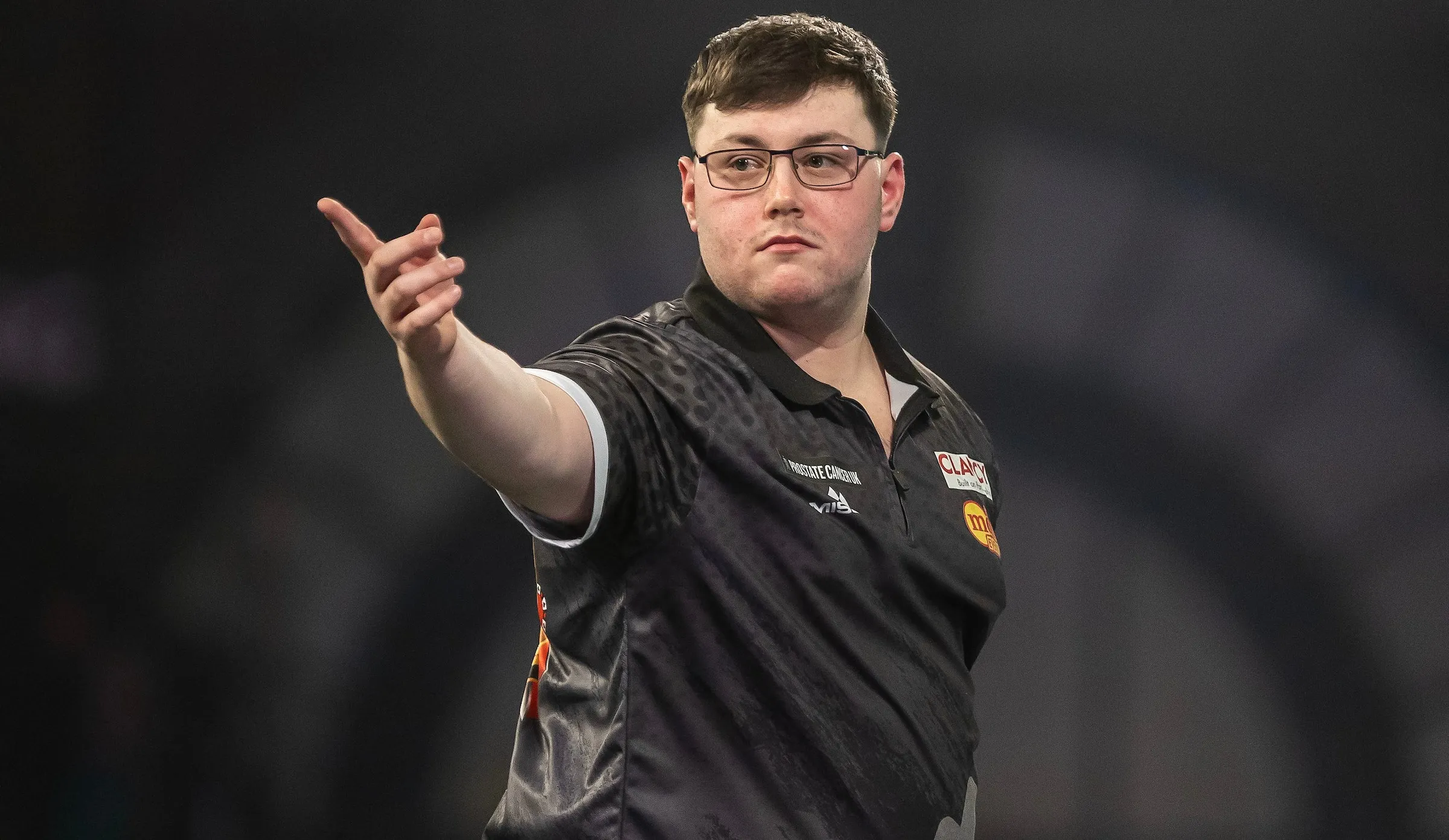Dylan Slevin salutes 'The Magpie' goodbye and comes through all-Irish clash with William O'Connor at the World Darts Championship