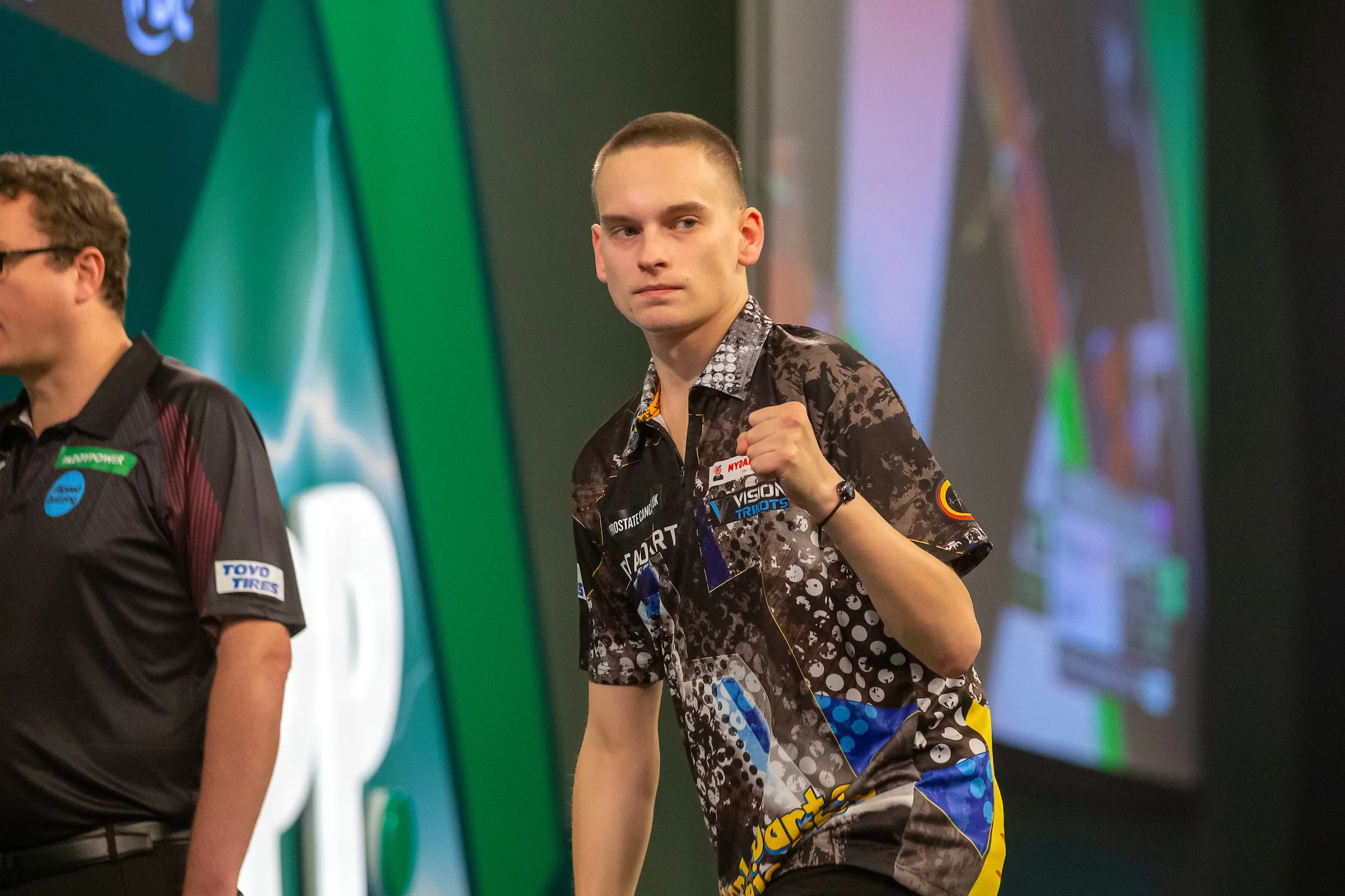 Pikachu powers through as Ricardo Pietreczko eases past Callan Rydz at World Darts Championship